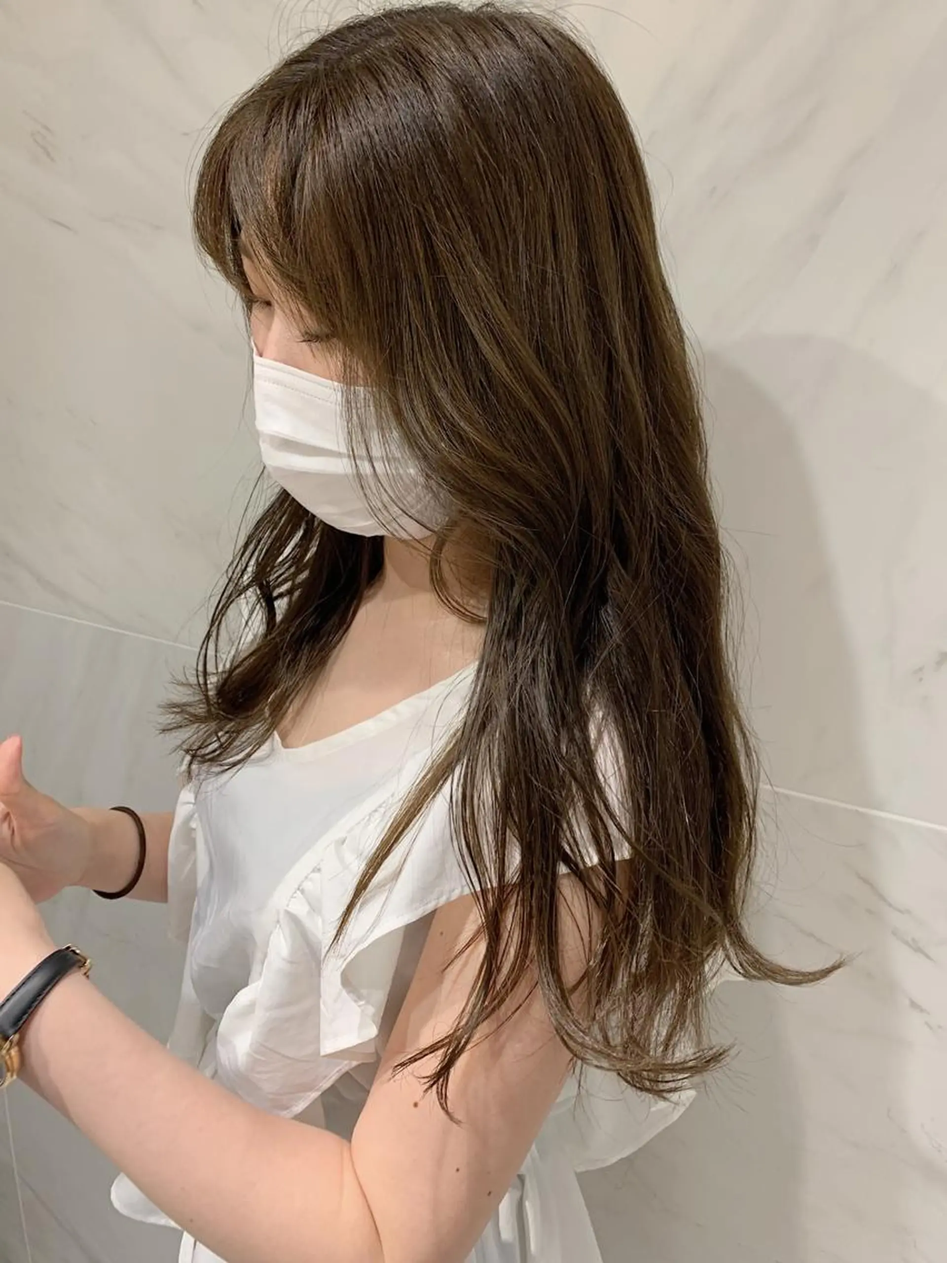 セミロング カラー ベージュカラー TENELE所属・チバ タクミのヘアスタイル