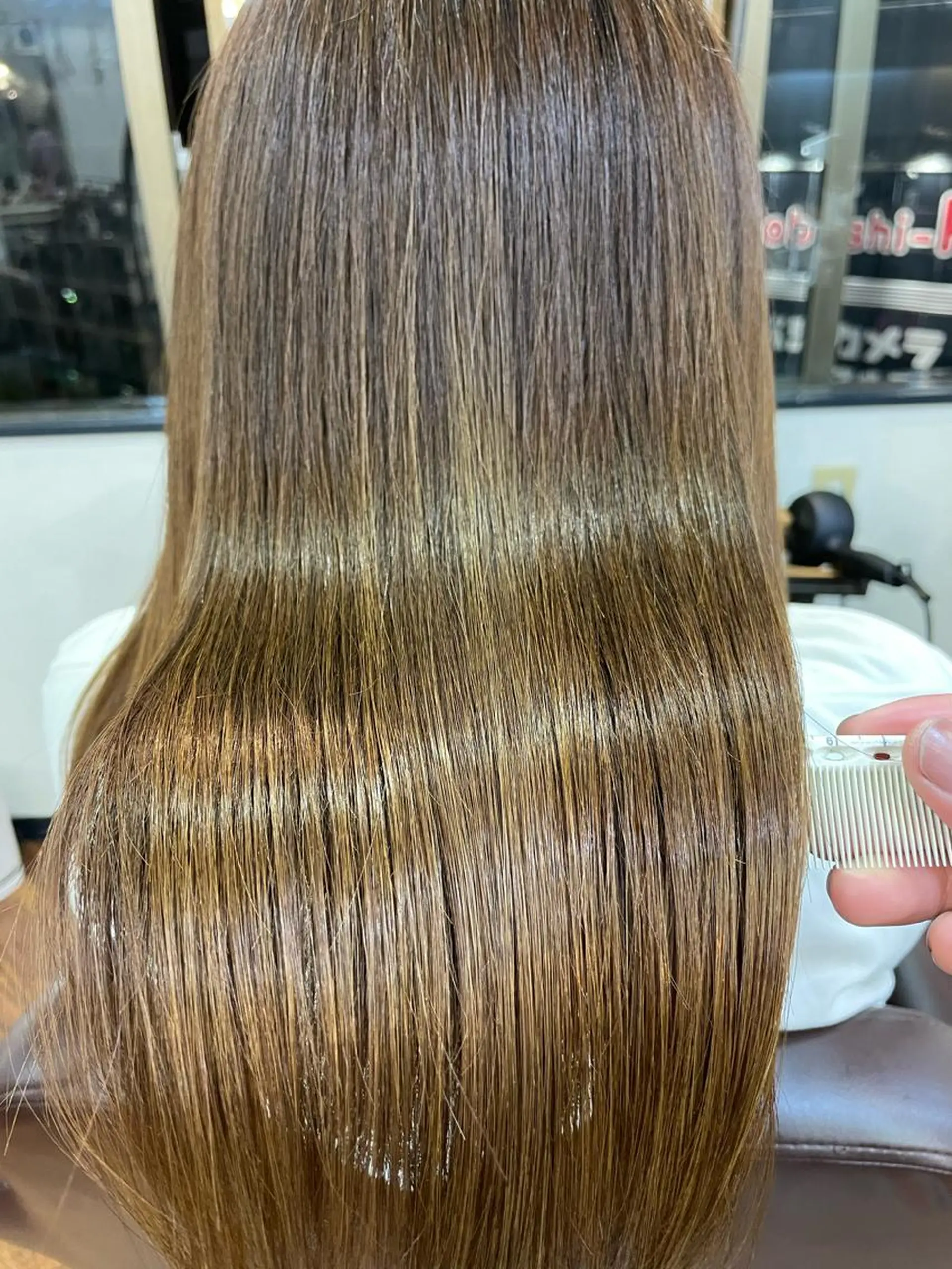 ロング カラー カット 縮毛矯正 トリートメント レイヤーカット ✨️進藤ひかりのヘアスタイル