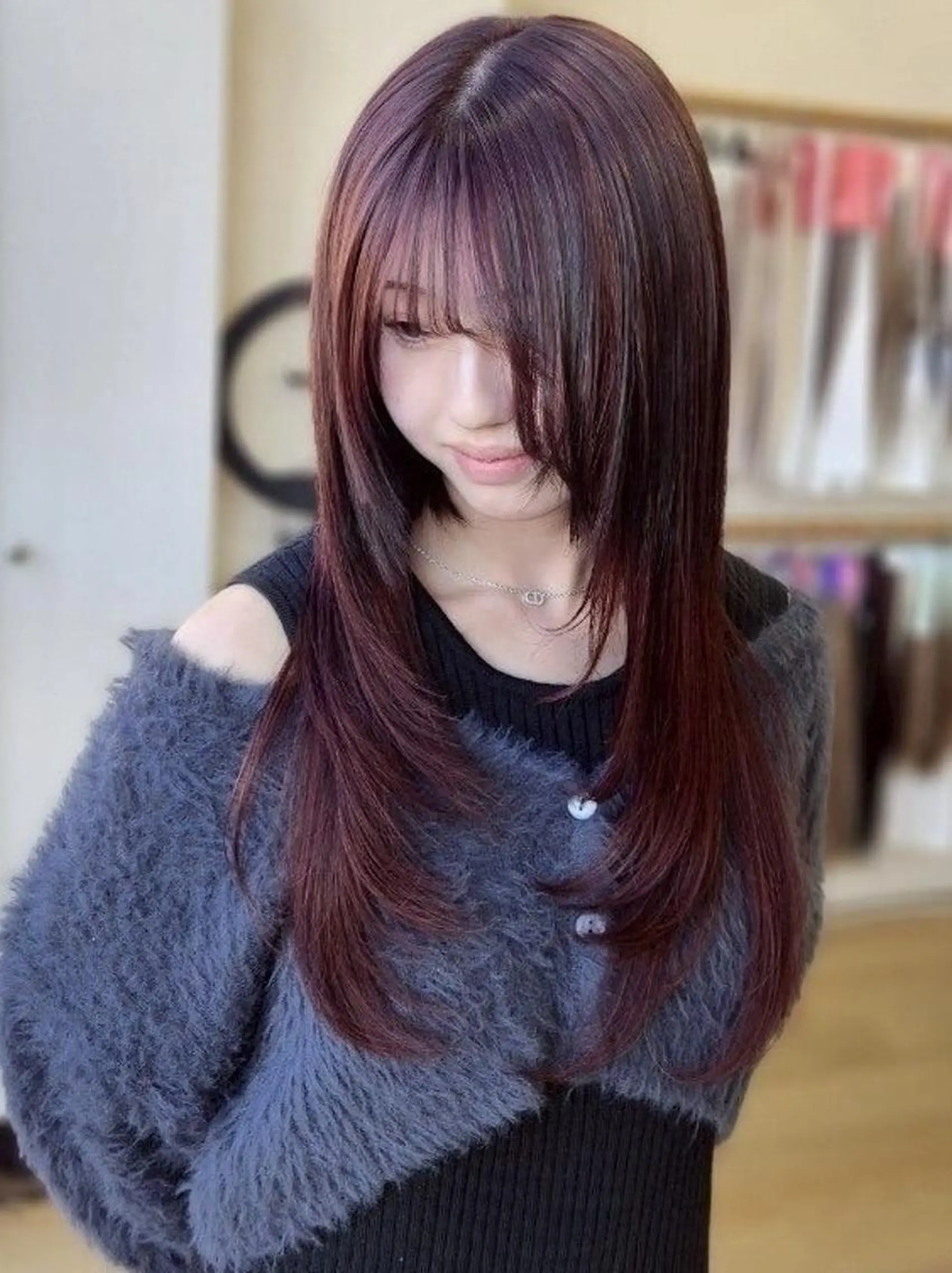 ロング レイヤーカット Mirashy 成田のヘアスタイル