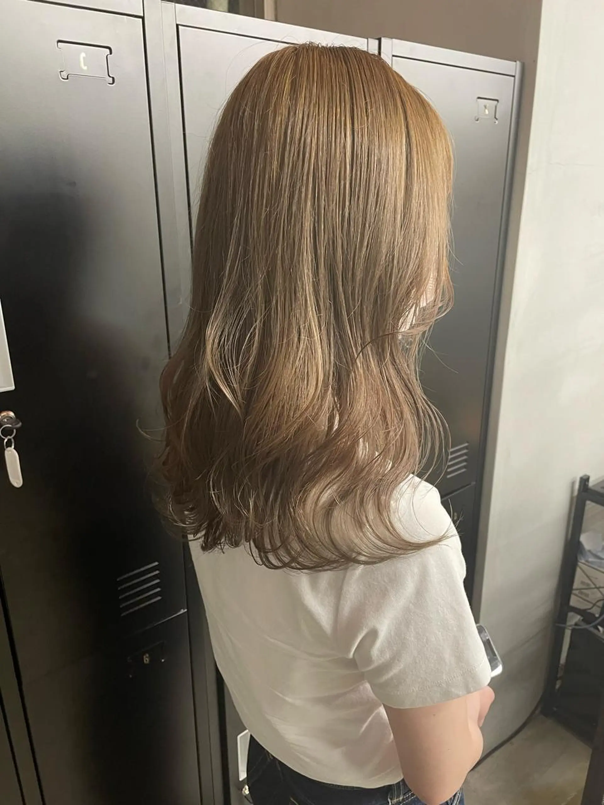 ロング カット ヘアカラー 韓国風レイヤー ハイトーンRYOTAのヘアスタイル
