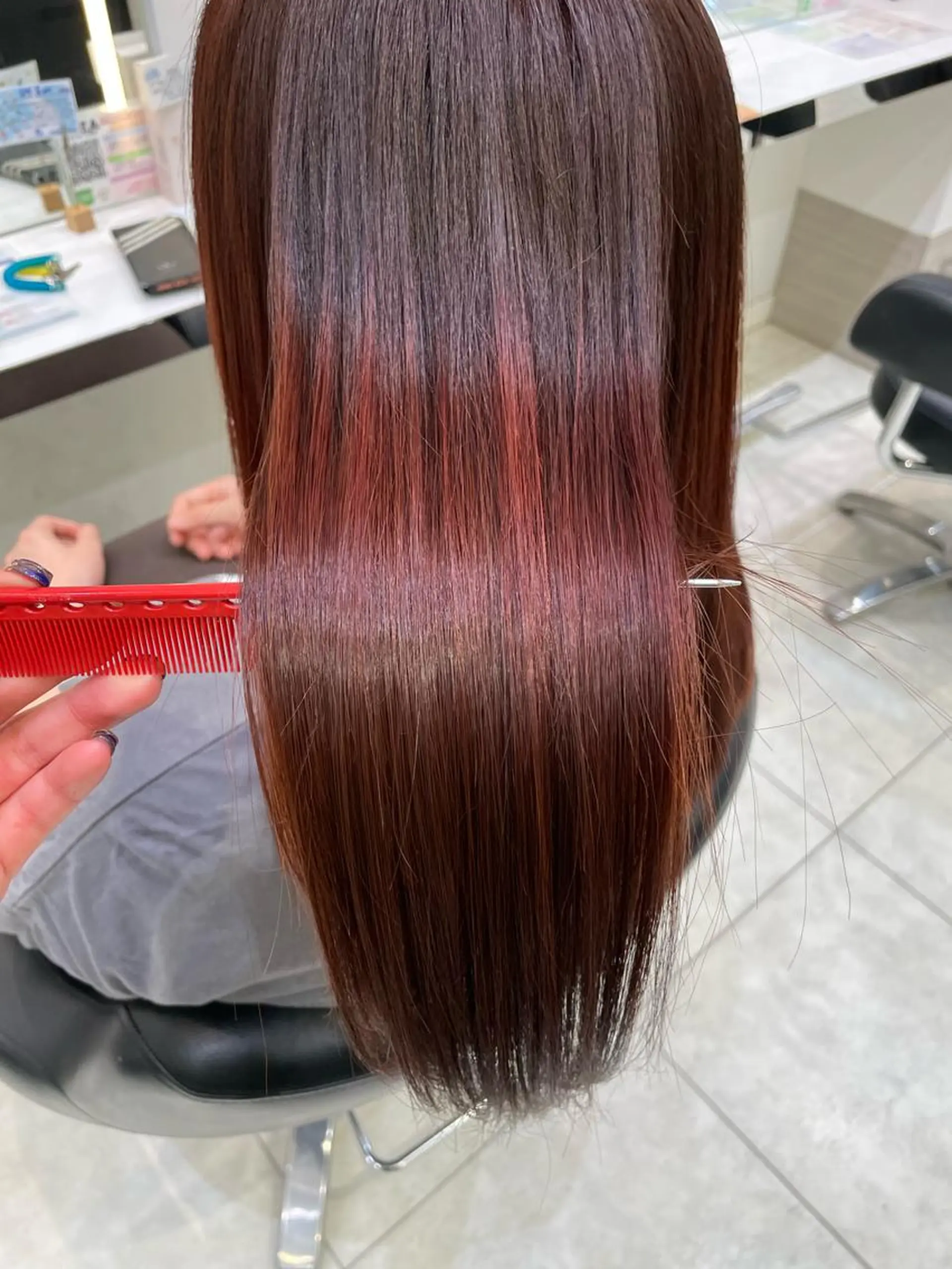 ロング 岸 保奈美のヘアスタイル