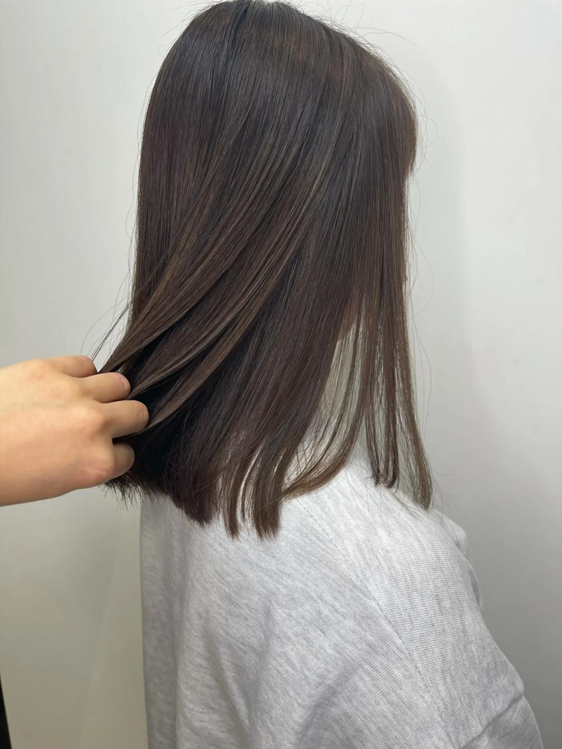 ミディアム カラー 𖧷 ⁺. 大人ヘア Yui 𓂃𓈒𓏸のヘアスタイル