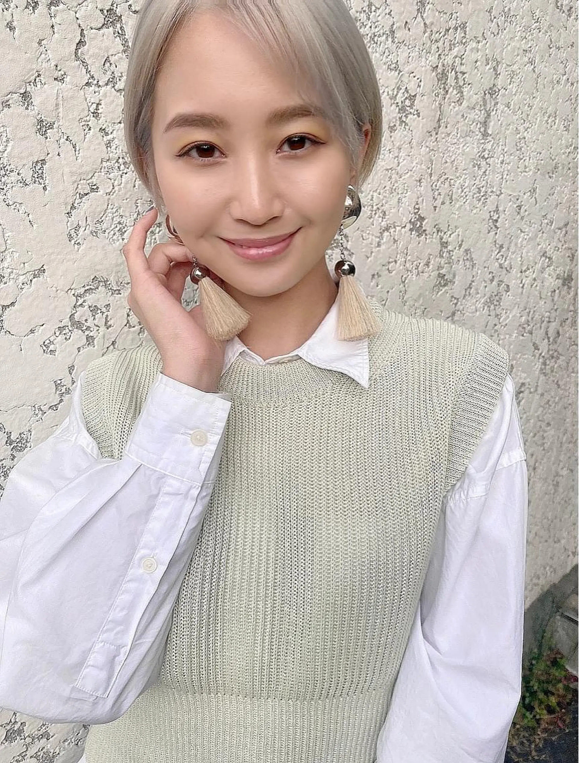 ショート カラー ブリーチ ケアブリーチ ダブルカラー シルバー ホワイトシルバー 🫧似合わせヘア/ 副店長＊千葉のヘアスタイル