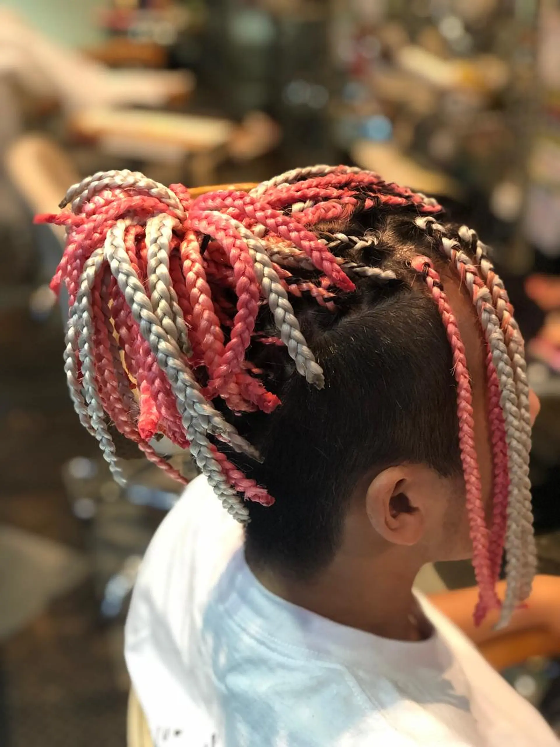 ミディアム カラー ピンクカラー 🌈派手髪エクステ ブレイズ🌈ひろとのヘアスタイル