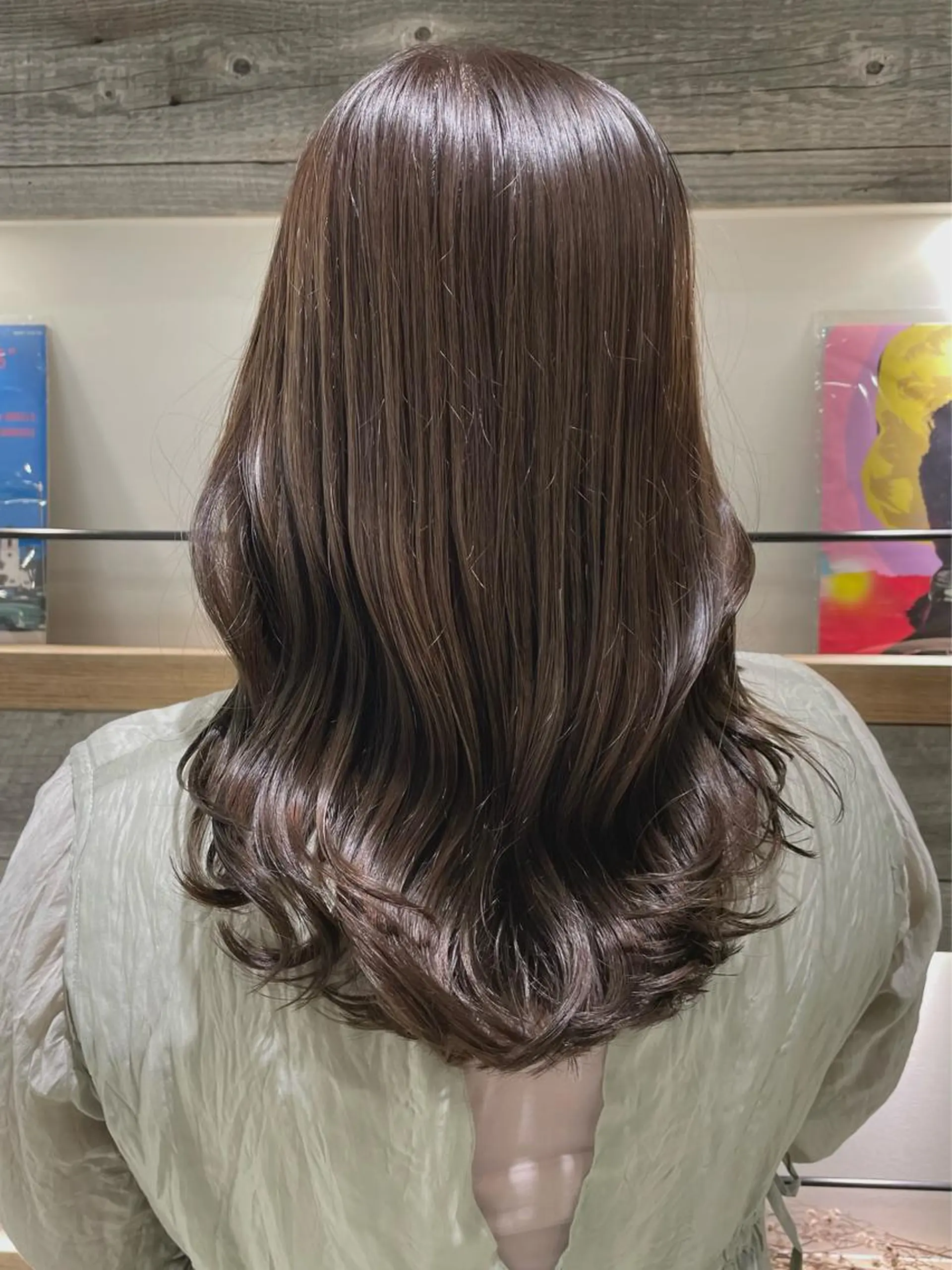 ミディアム カラー オリーブカラー ボブ くびれヘア 顔まわりレイヤー 韓国風ヘア カット ヘアカラー トリートメント 卒業式受付中🌻 肥田亜沙美のその他イメージ