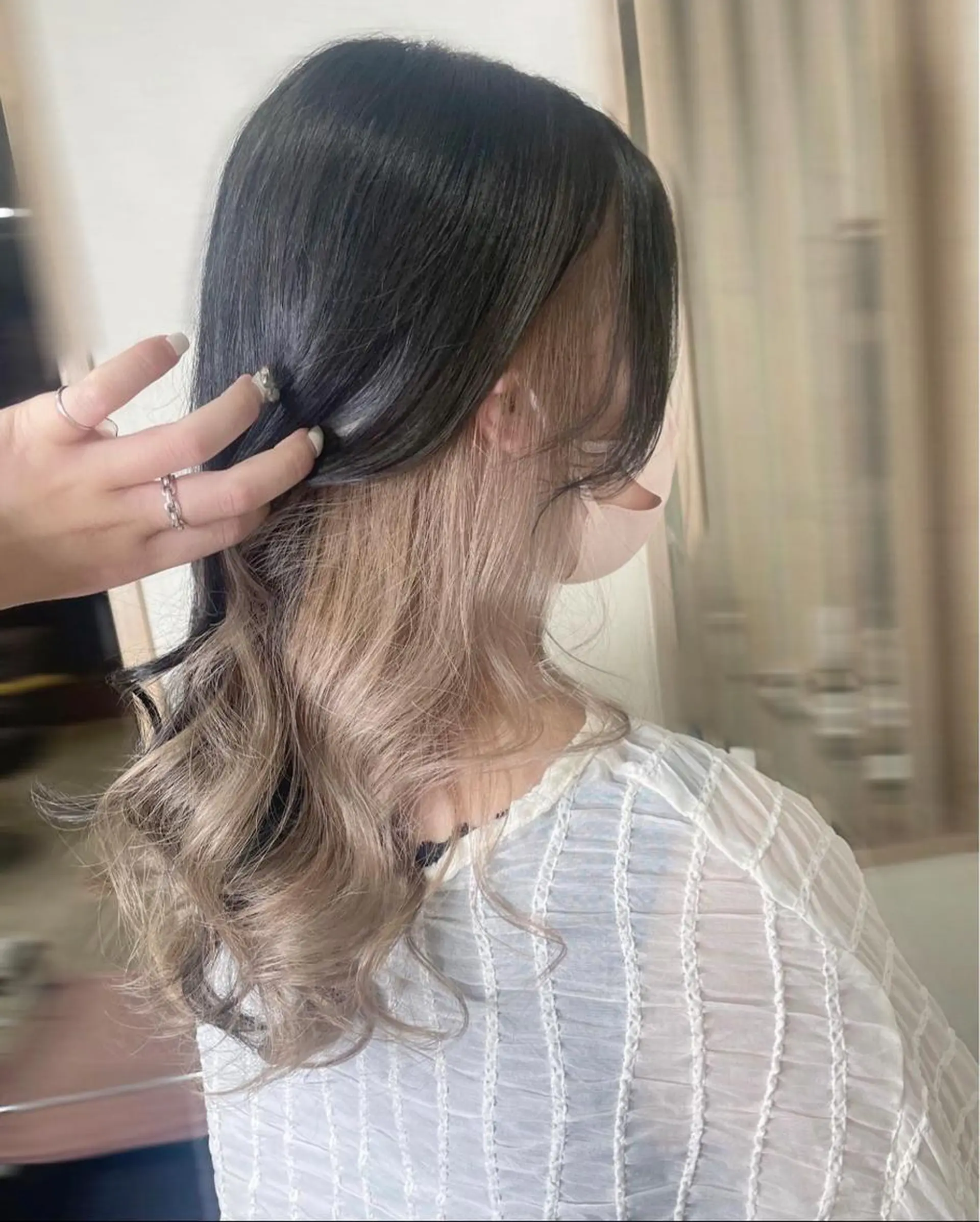 セミロング カラー ヘアカラー ハイトーン/韓国風 🤍Nacchi🐈のマツエク・マツパデザイン