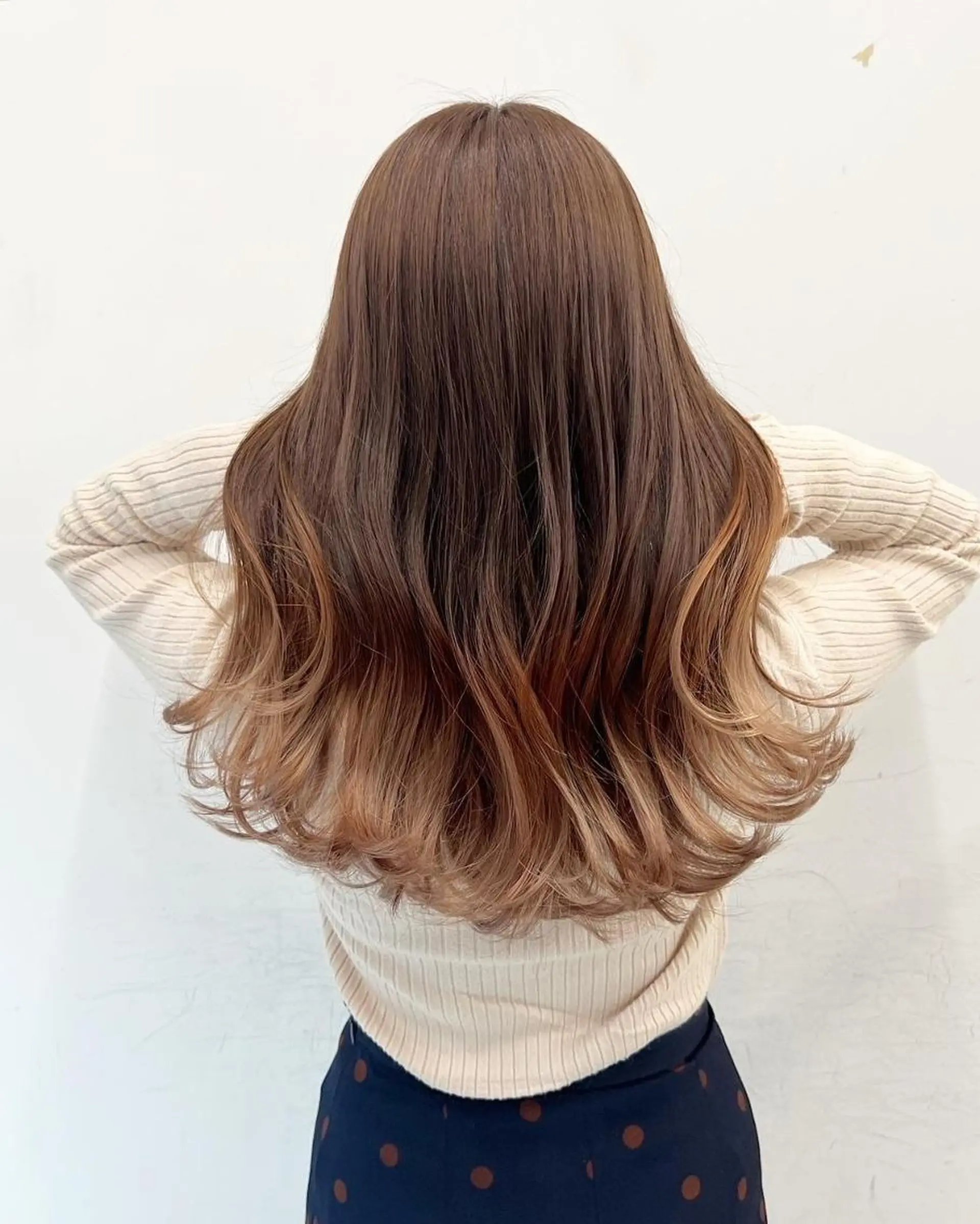 ロング ボブ ハイライト 髪質改善 韓国風ヘア レイヤーカット カット ヘアカラー 【公式】amble luxe 中野のヘアスタイル