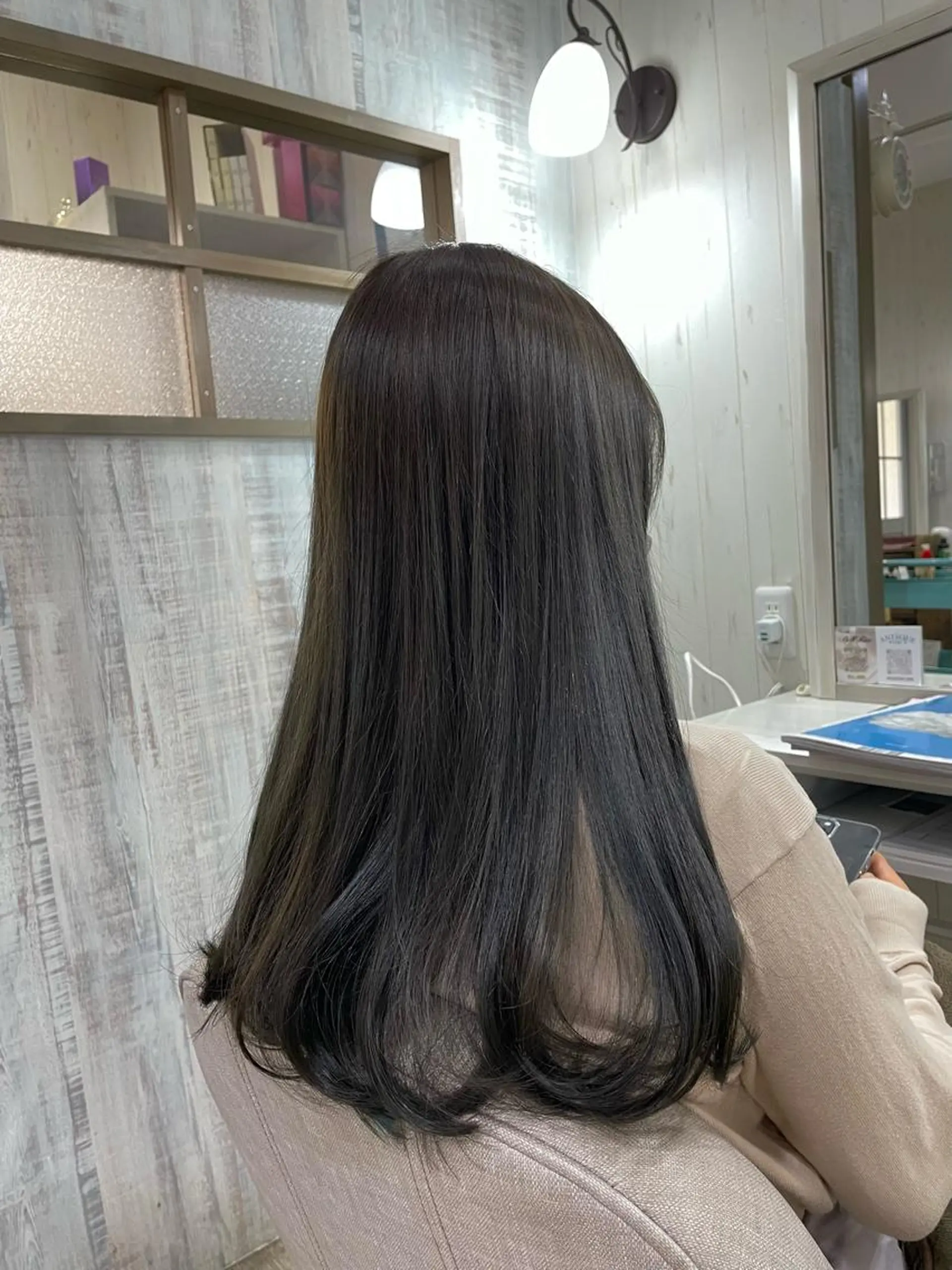 ロング ネモトメイナ🌿‬ 今月末で退職しますのヘアスタイル
