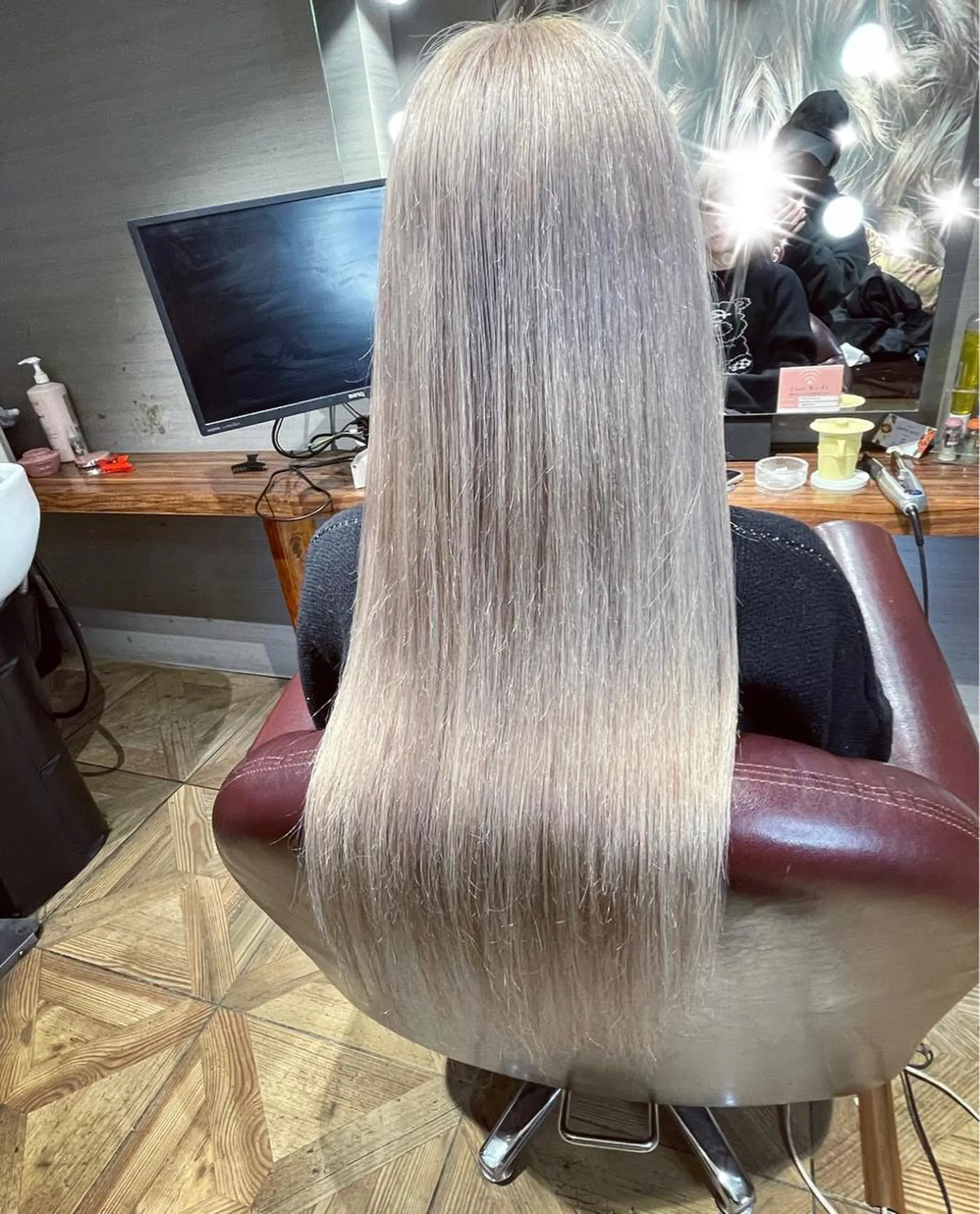 ロング カラー シールエクステ ブリーチ エクステ トリートメント ヘアカラー トリートメント シシド ユウスケ Aceのヘアスタイル