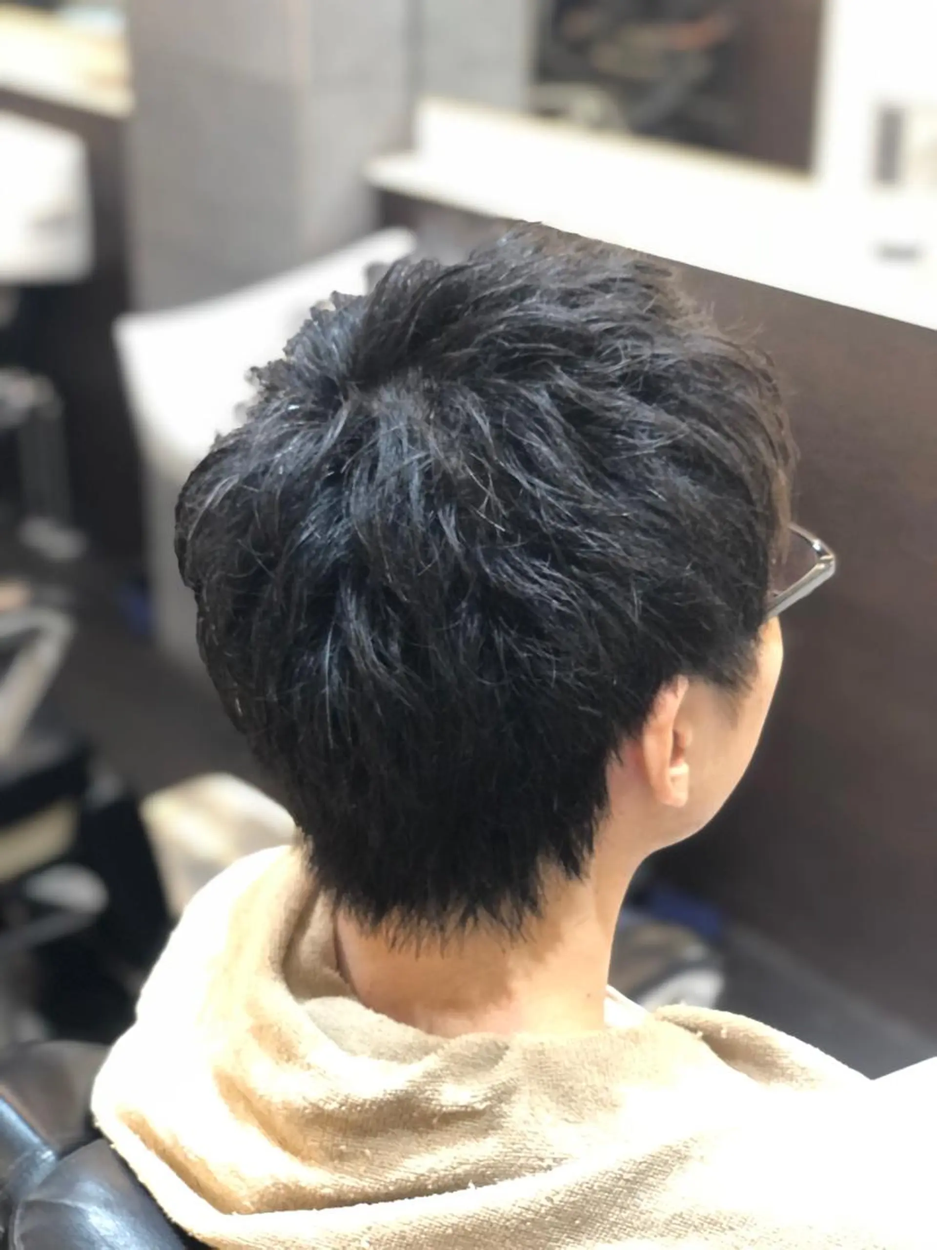 ミディアム 刈り上げの あおきさんのヘアスタイル