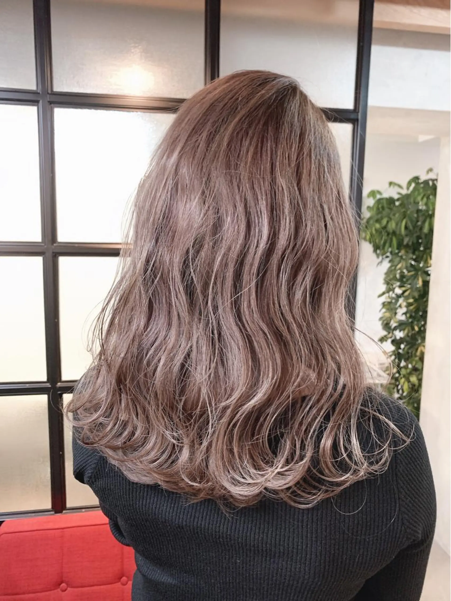 ロング カラー なかの たくみのヘアスタイル