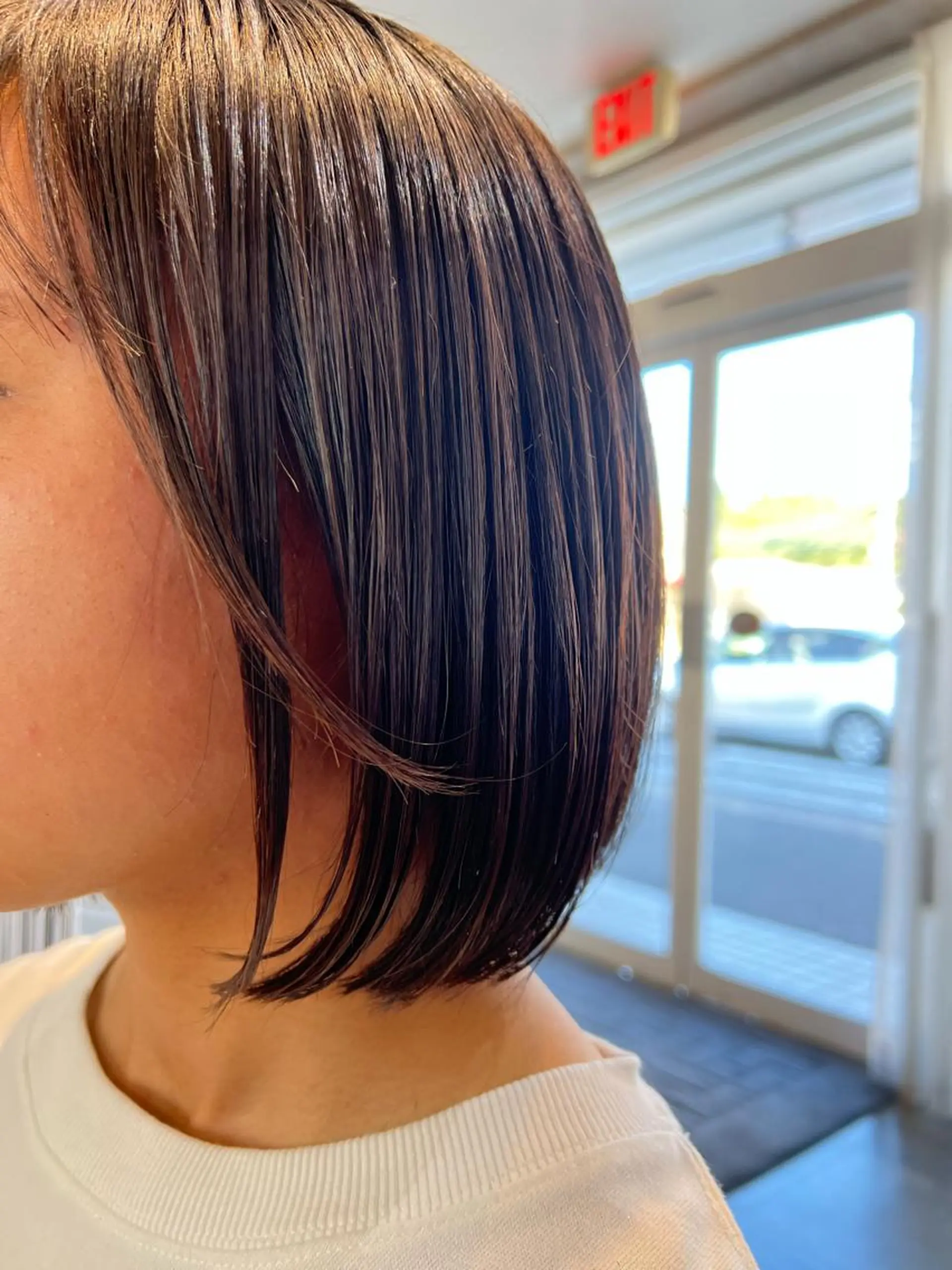 ショート 川村 綾のヘアスタイル