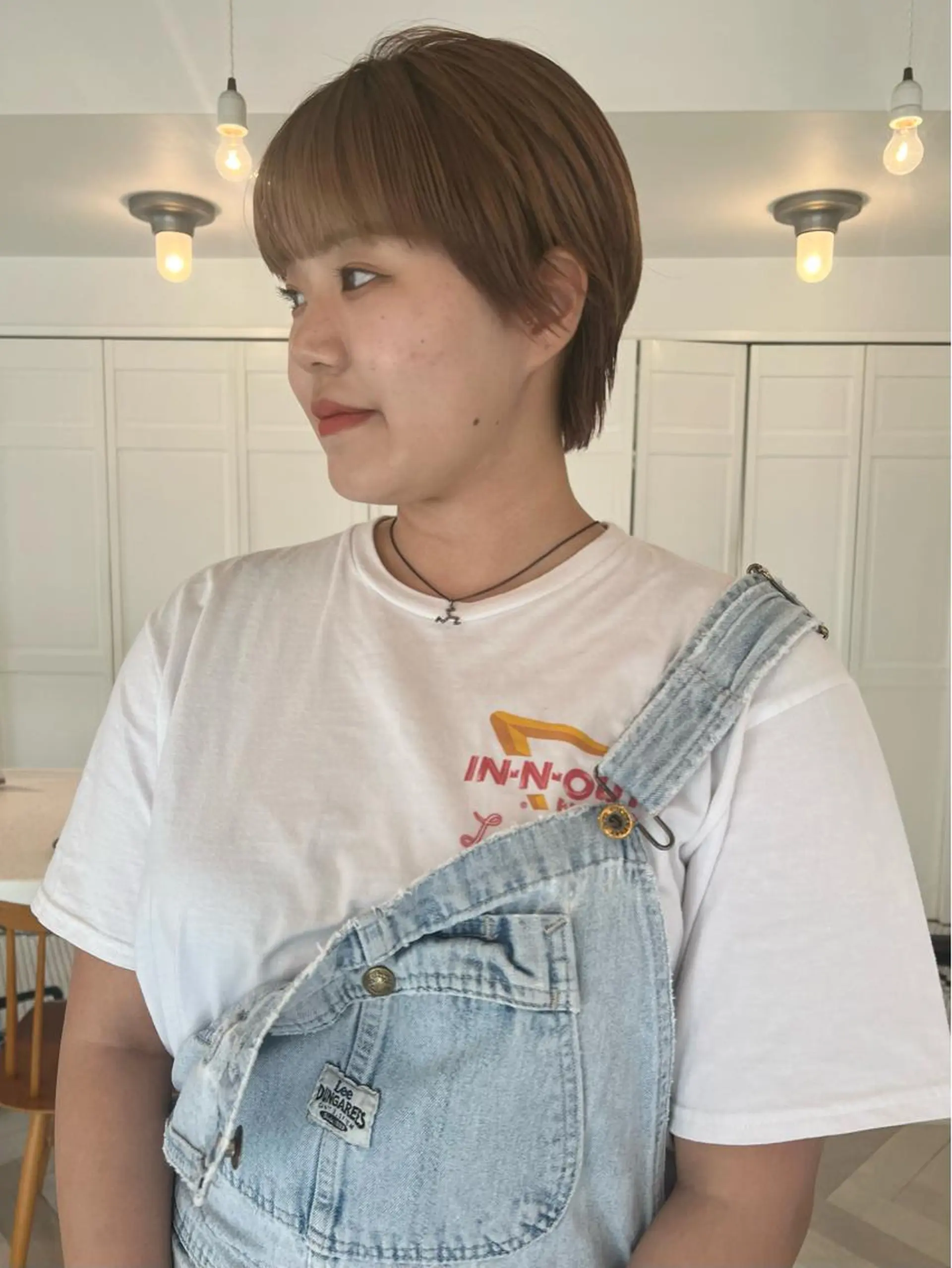 ショート ブリーチカラー🎀 韓国風/寺門美優のヘアスタイル