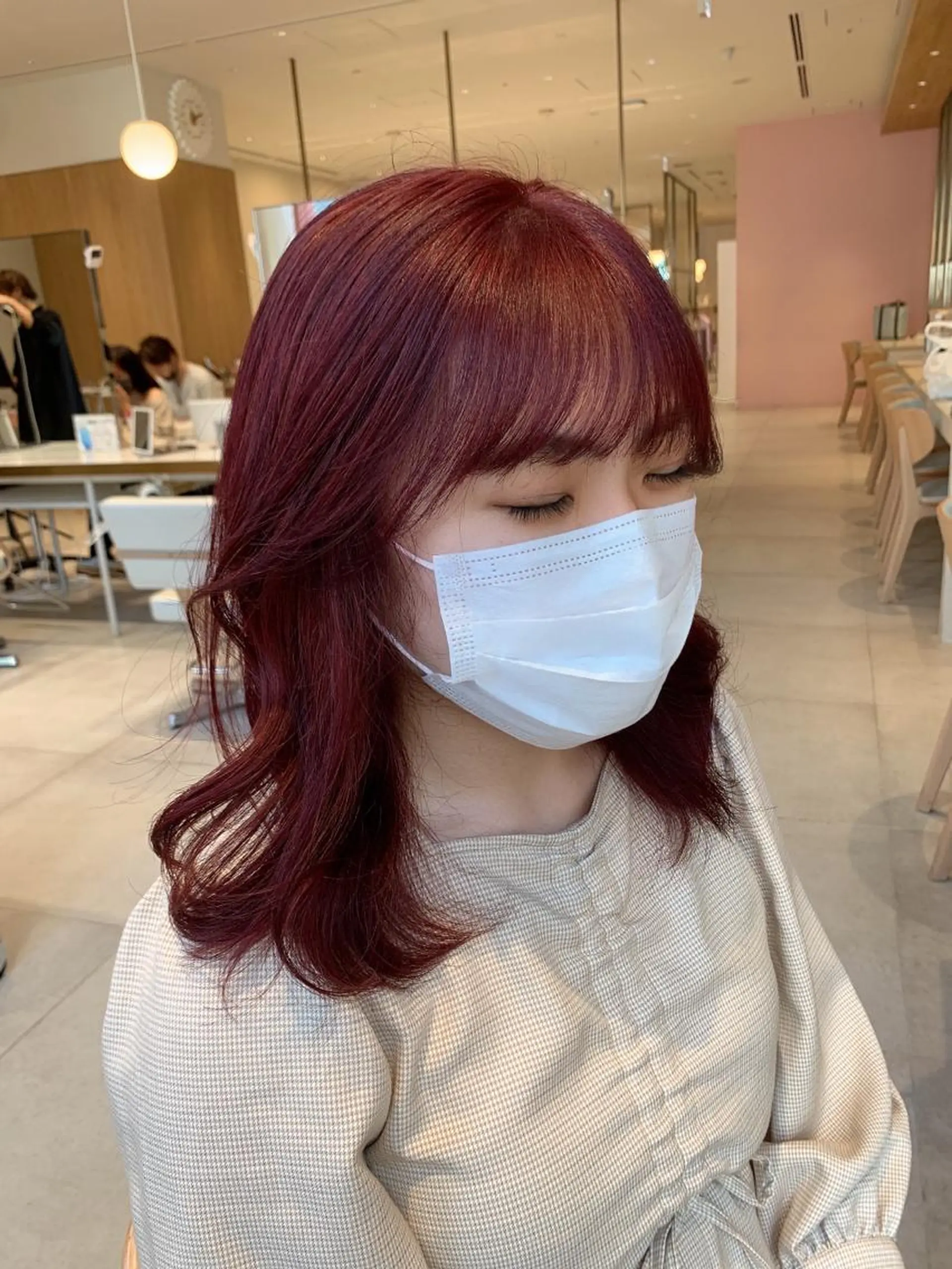 ミディアム カラー レイヤー専門家 ダブルカラー修のヘアスタイル