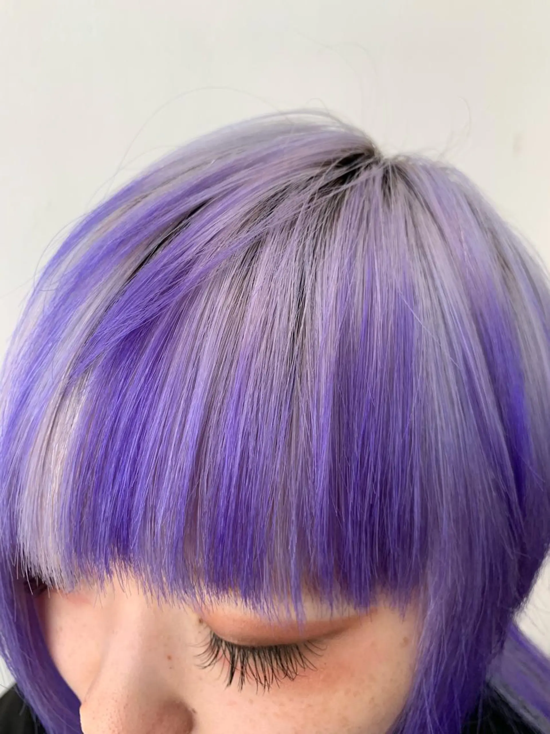 ショート カラー ヘアアレンジ ブリーチ ケアブリーチ グラデーションカラー パープルカラー シルバー ヘアカラー トリートメント THE./ブリーチ 透感カラー/髪質改善のヘアスタイル