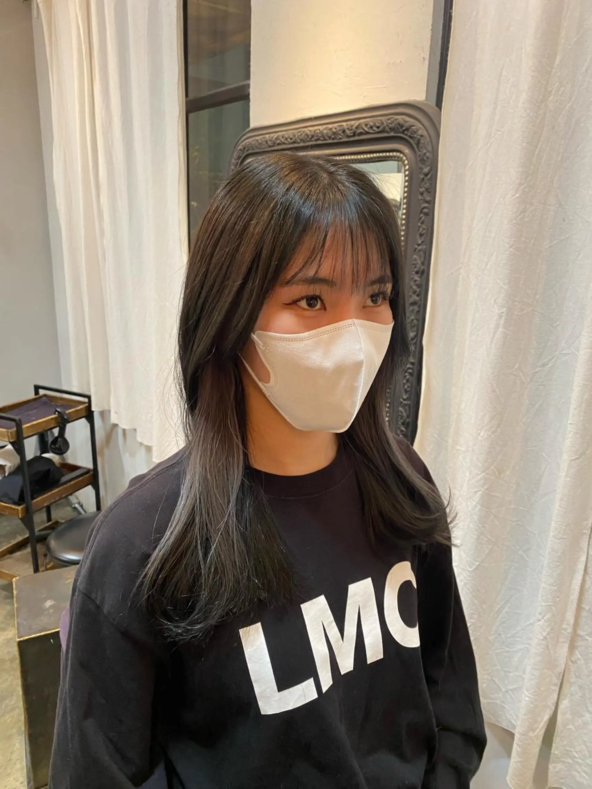 ロング レイヤーカット/ ダブルカラーサクライのヘアスタイル