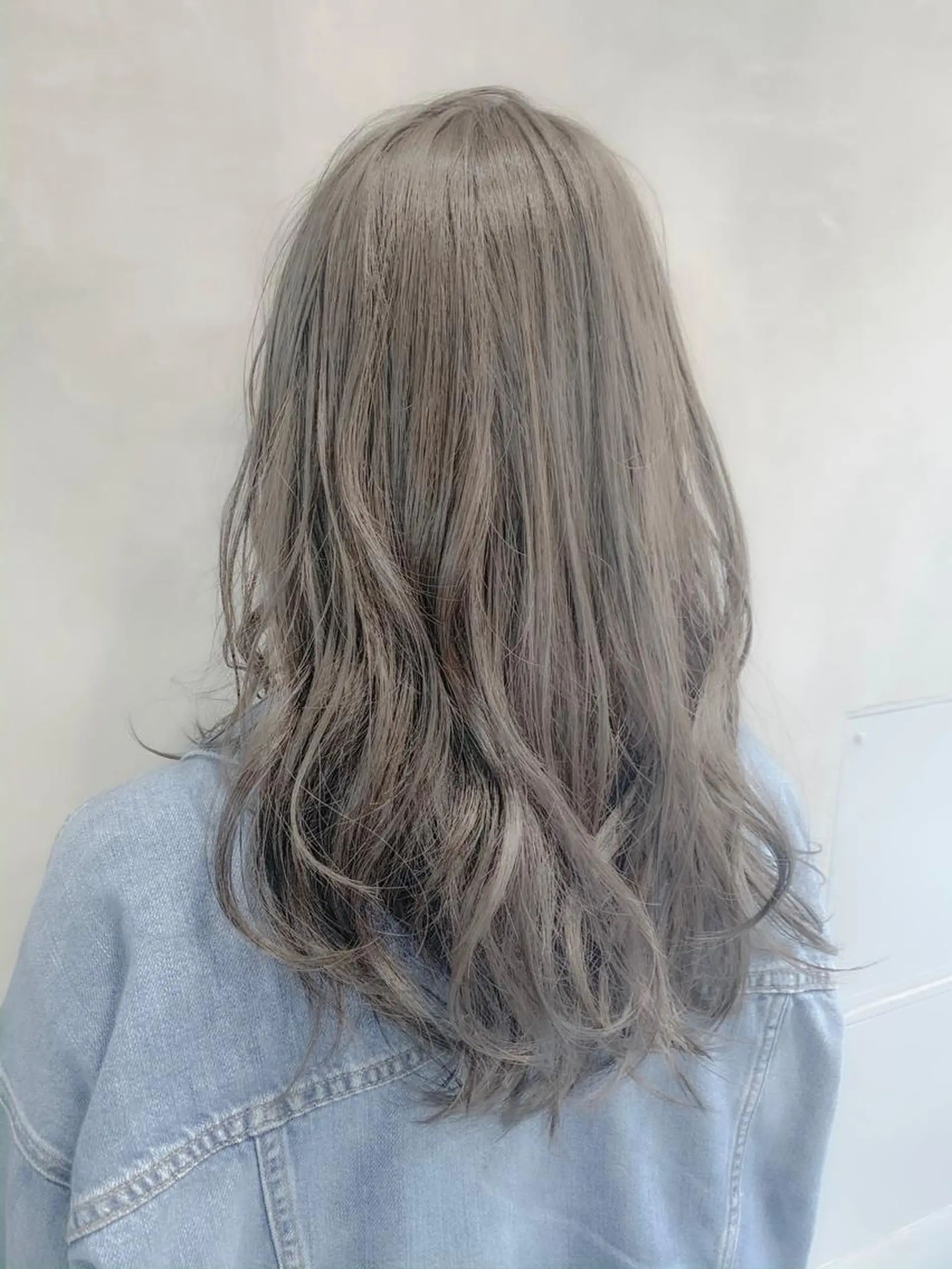 ミディアム カラー ヘアアレンジ ミニボブ/ブリーチ 🌈MISATOのヘアスタイル