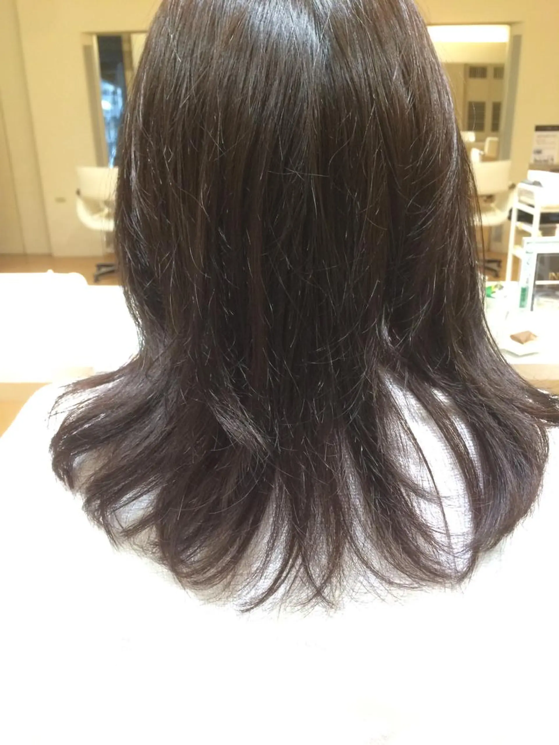 ミディアム カラー アッシュ ReMix 新宿店所属・タジマ ヤスヒサのヘアスタイル