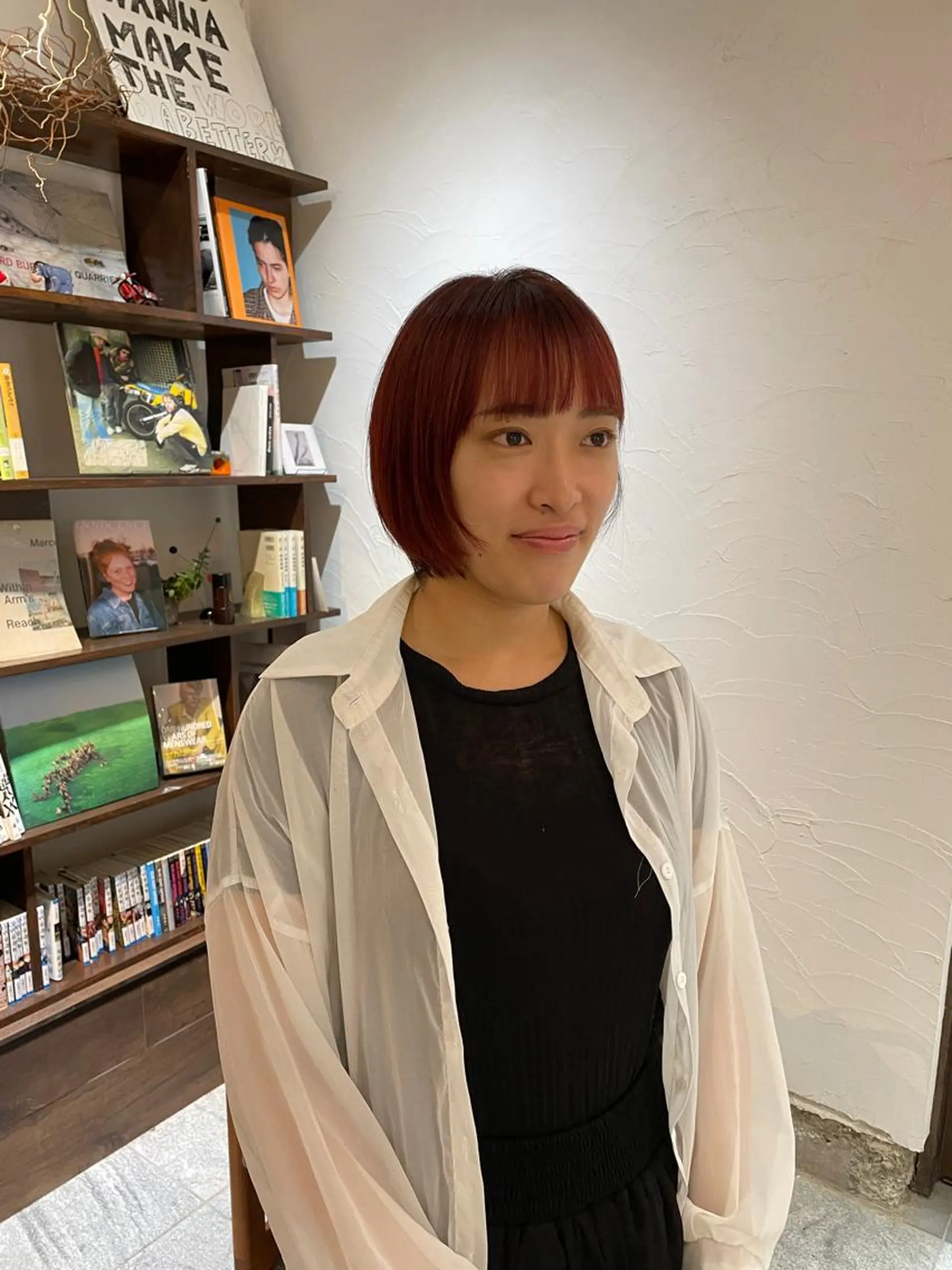 ショート カラー 高橋 愛美のヘアスタイル