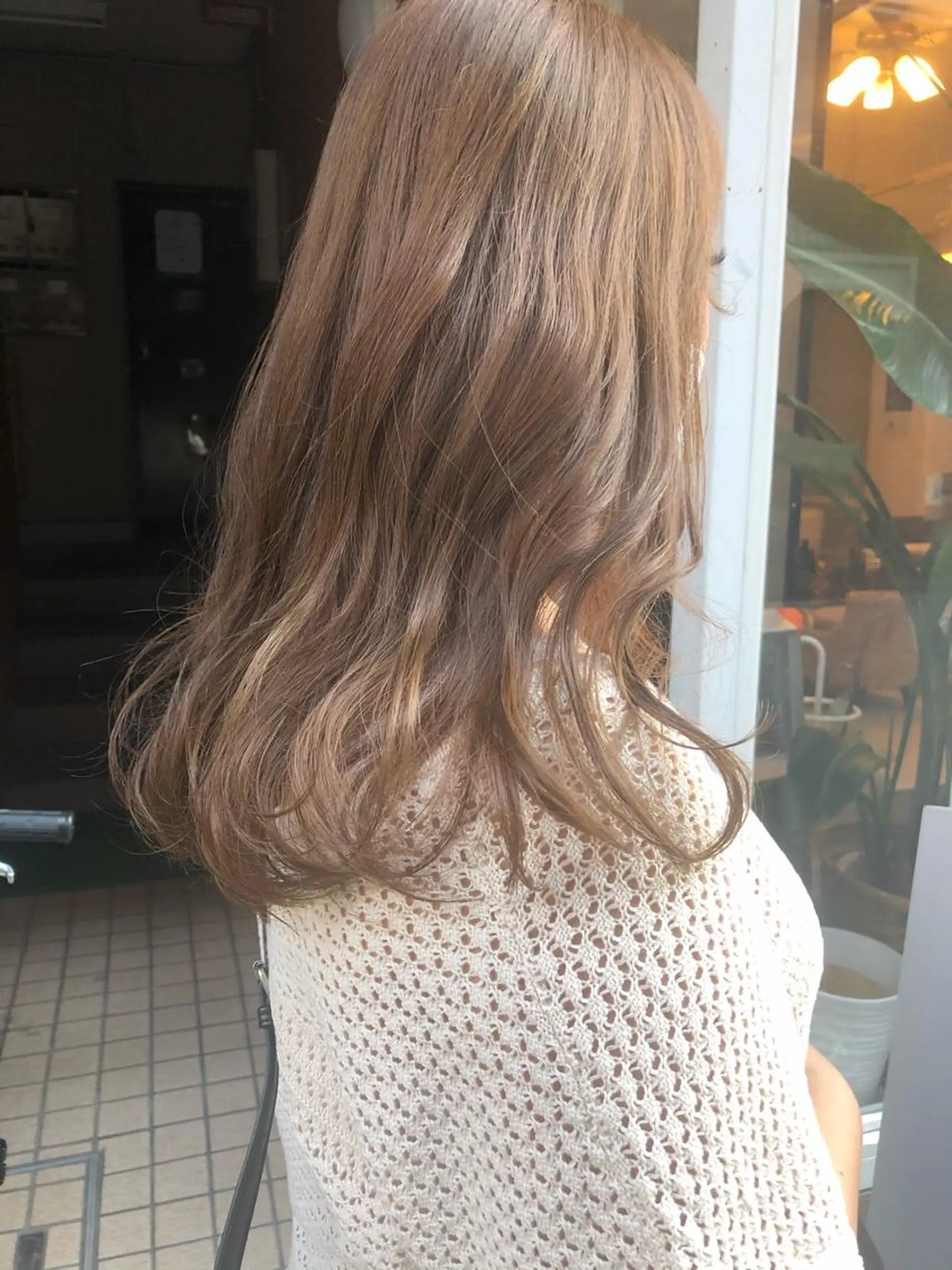 ミディアム カラー パーマ ヘアアレンジ メンズ キッズ ネイル マツエク・マツパ カット ヘアカラー トリートメント 艶髪育成サロン 京橋　shinのヘアスタイル