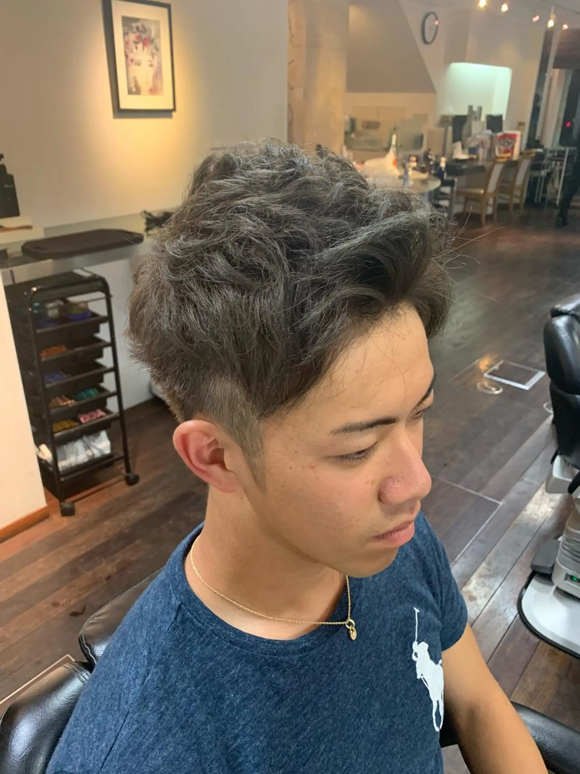 ショート カラー パーマ メンズ ストレートパーマ AKALA HAIR 〜kaui〜所属・向井 優汰のヘアスタイル