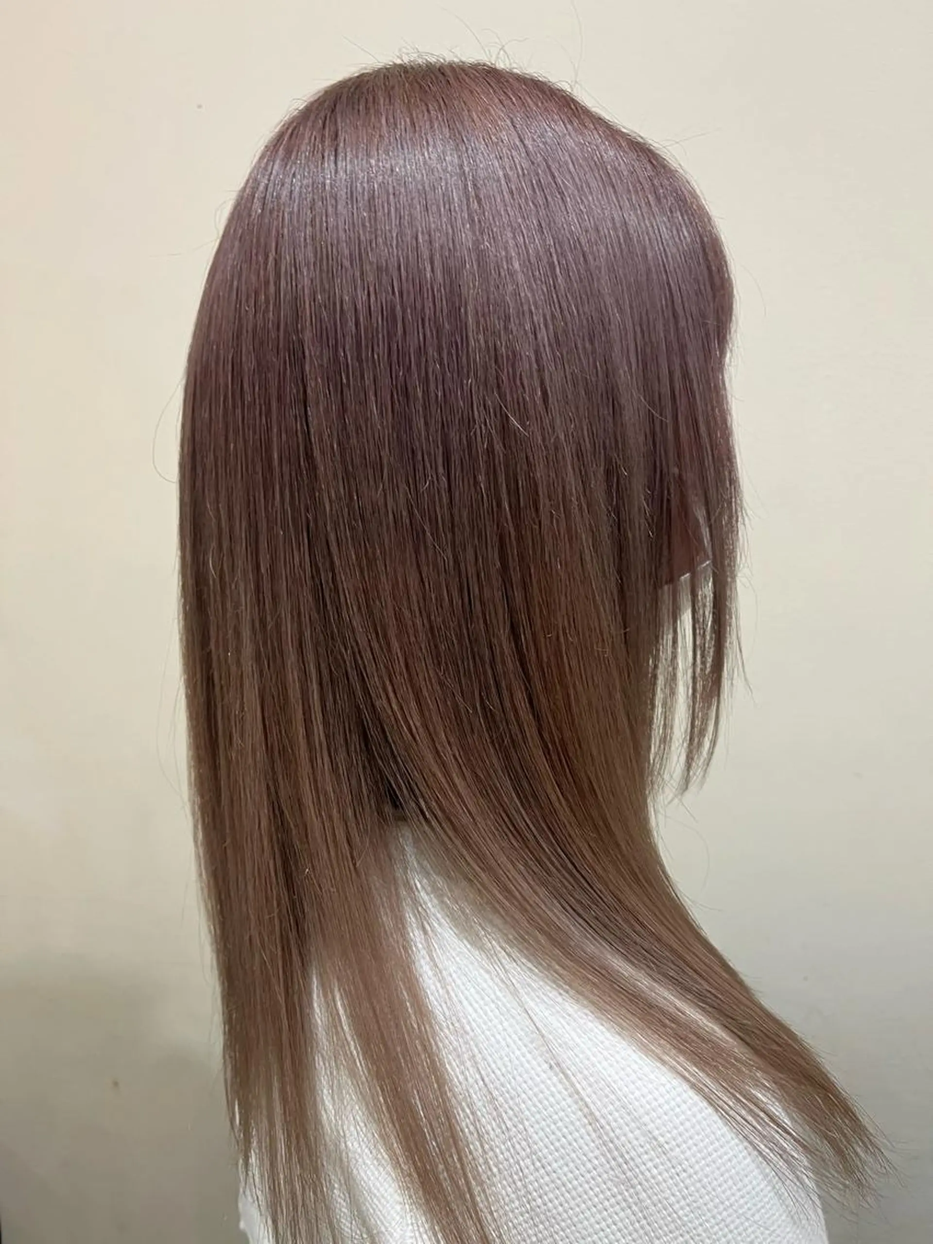 ロング カラー ベージュカラー ブリーチ ピンクカラー ピンクベージュ ルプラボウ 永友愛梨 /韓国/ダメージレスのヘアスタイル