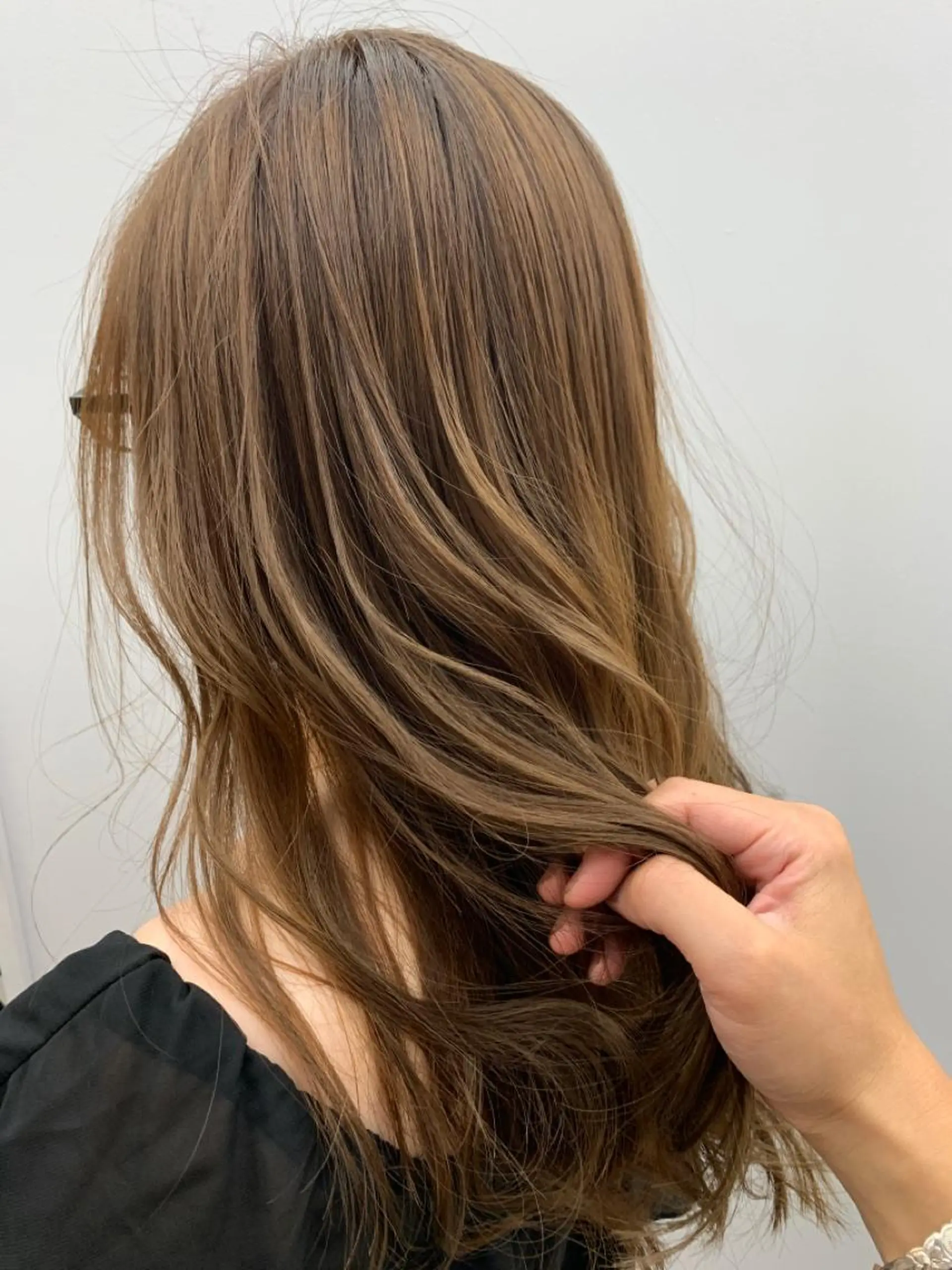 セミロング カラー ブラウンカラー fhami 店長 髪質改善　DAITOのヘアスタイル