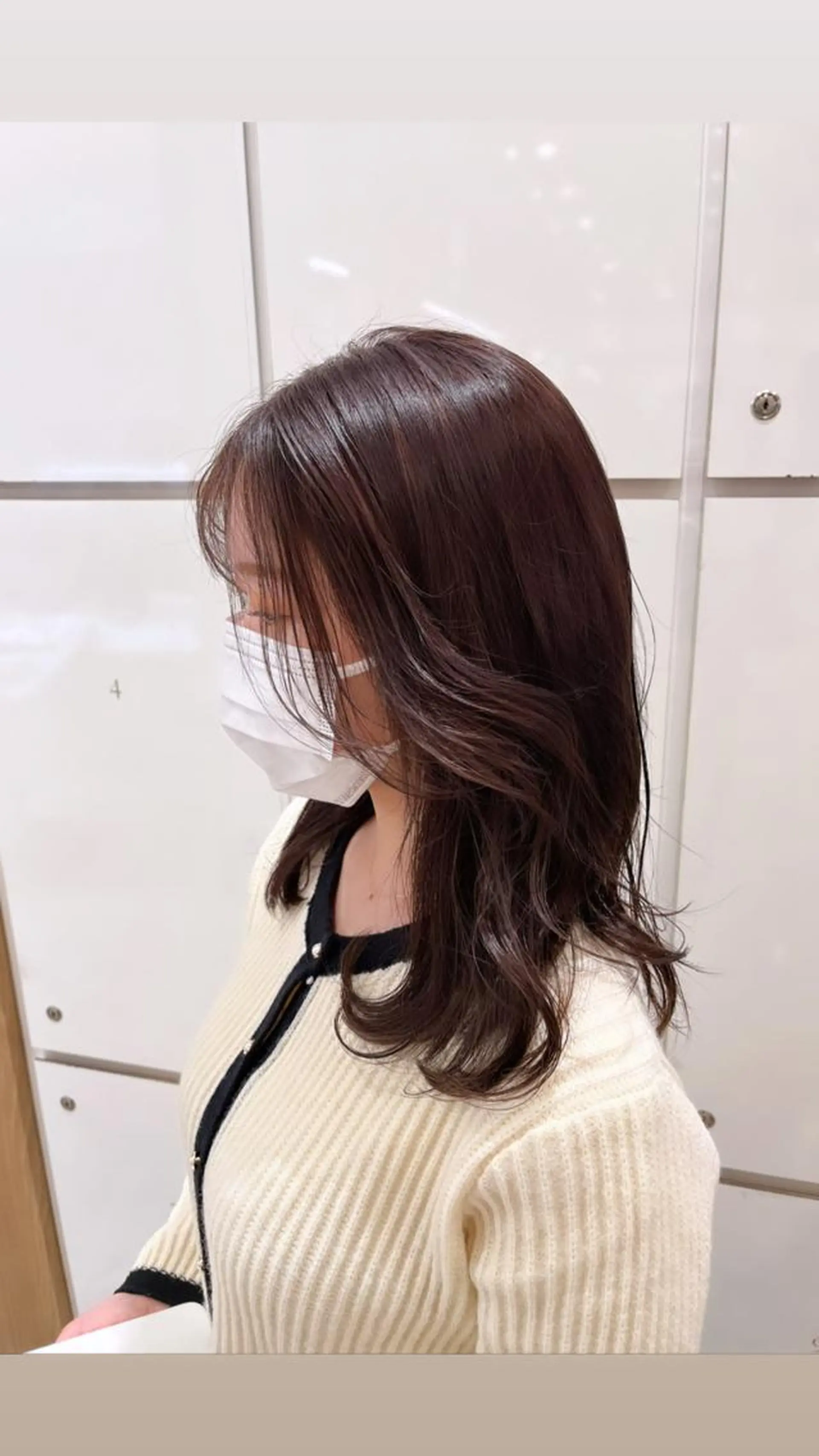 セミロング カラー ヘアアレンジ 椿森 美瑠紅の眉毛・アイブロウイメージ