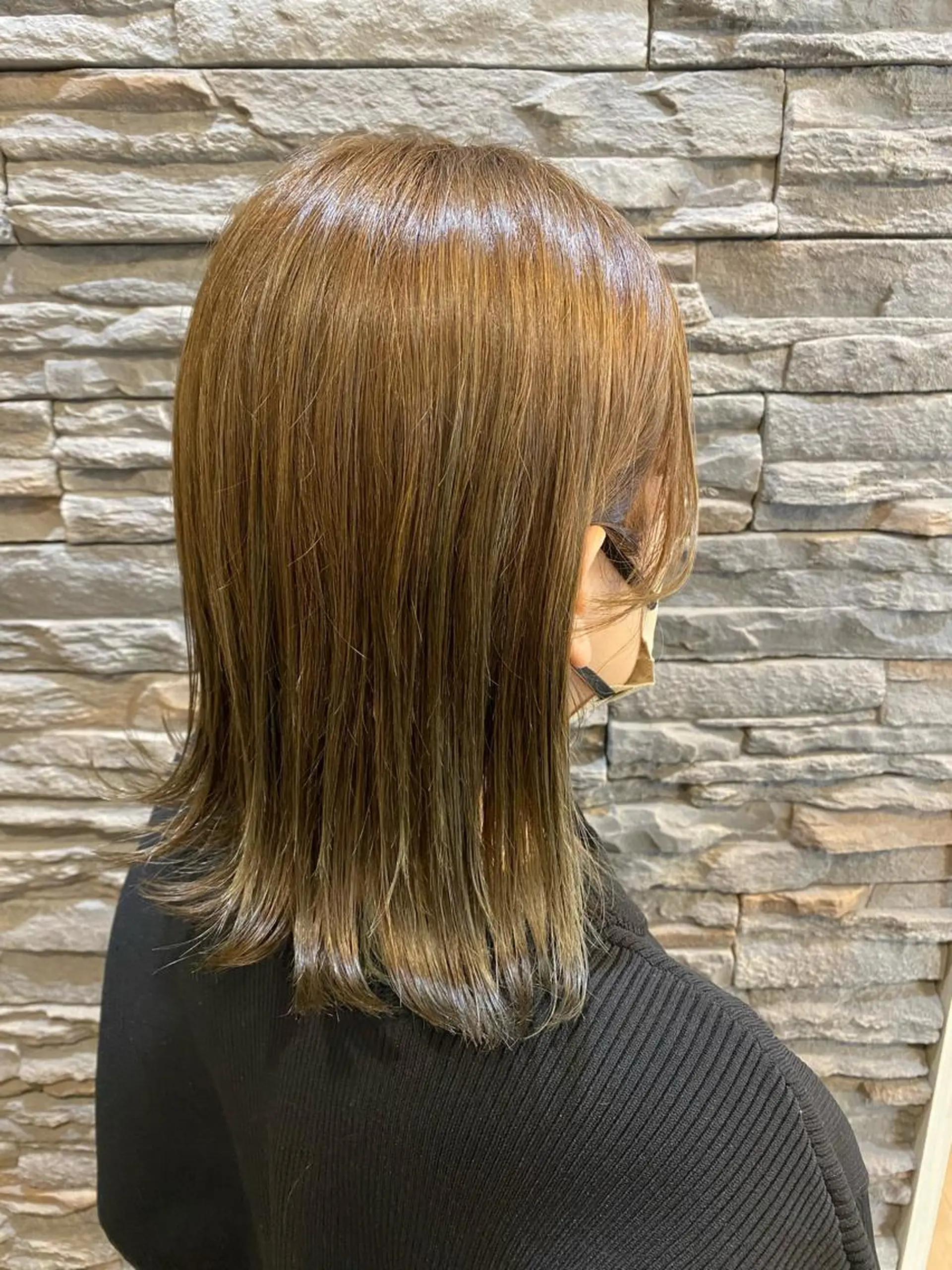 ミディアム 山浦 貴恵のヘアスタイル