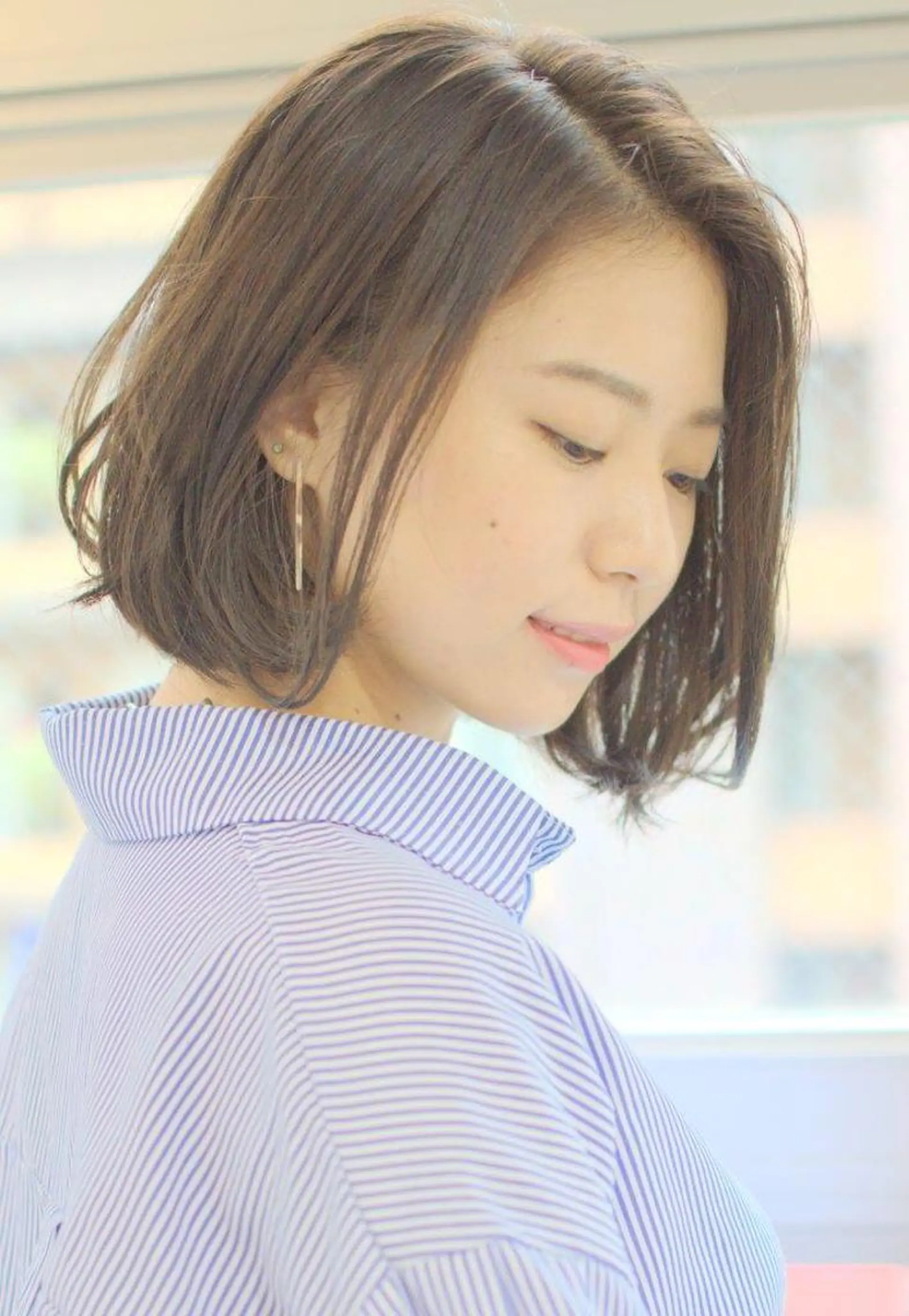 ミディアム カラー 透明感カラー REIのヘアスタイル