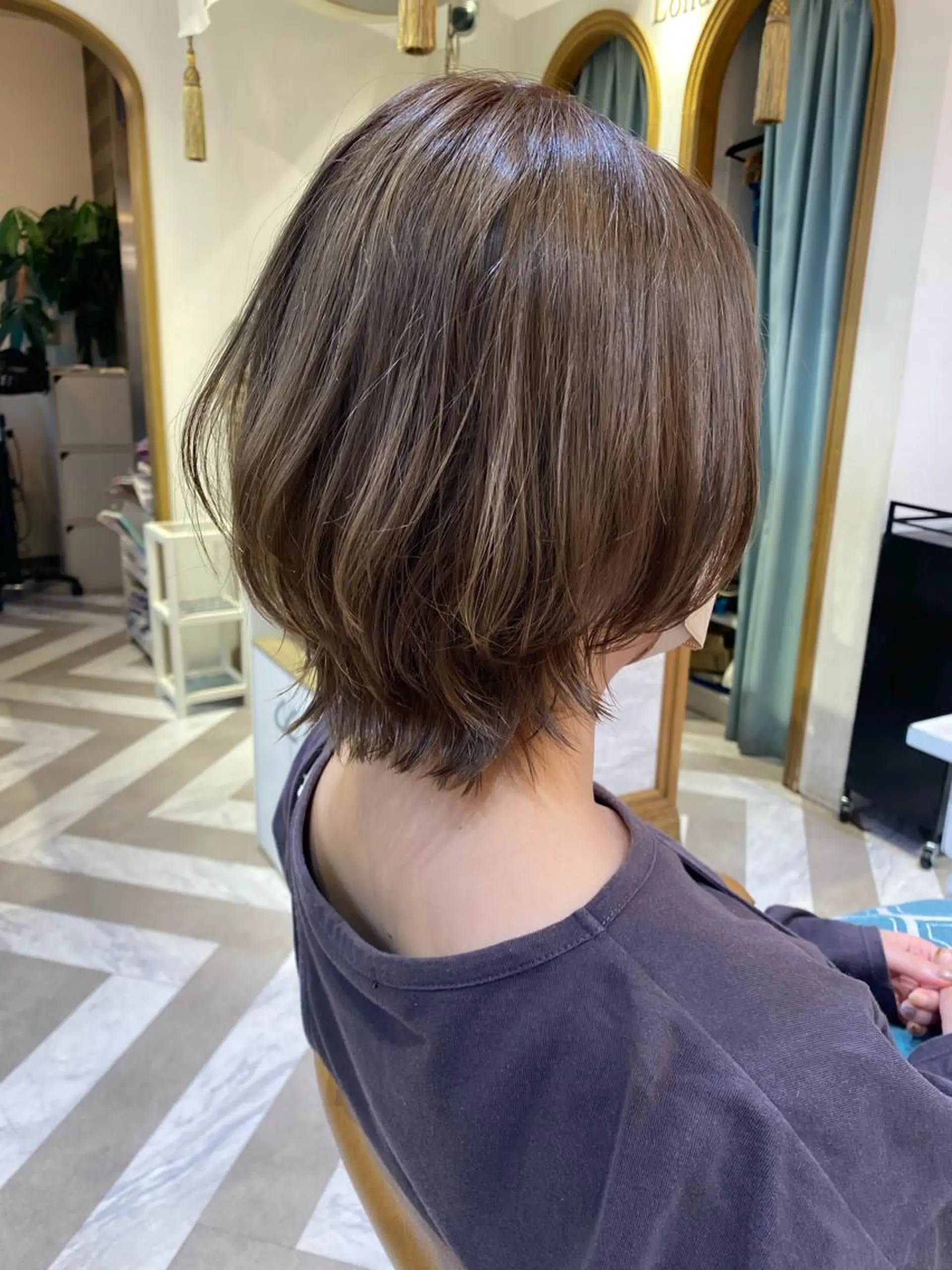 ショート ヘアカラー トリートメント レイヤーカット /透明感カラー西田のヘアスタイル