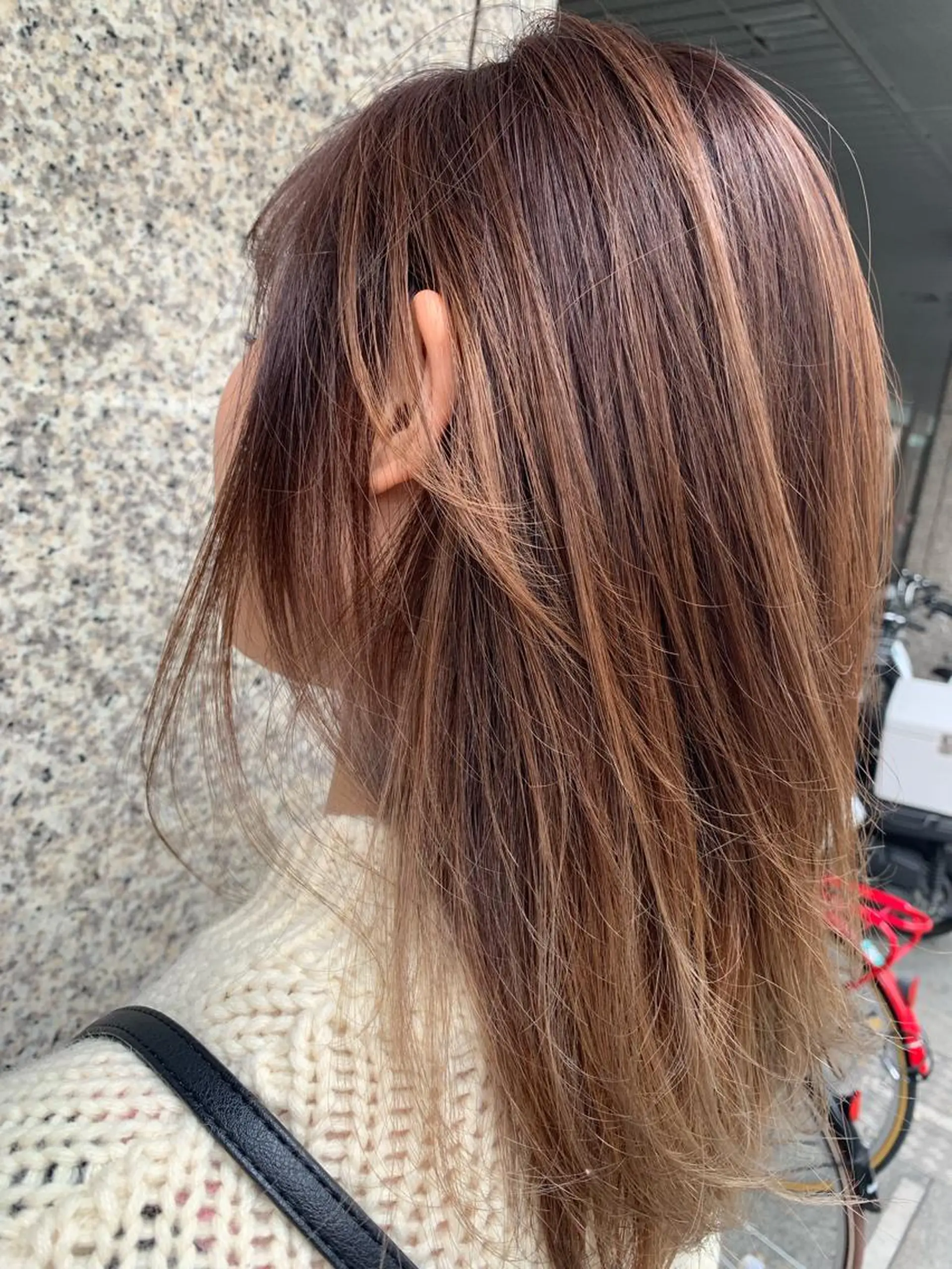 ミディアム カラー カット ヘアカラー トリートメント 菅村 勇亮のヘアスタイル