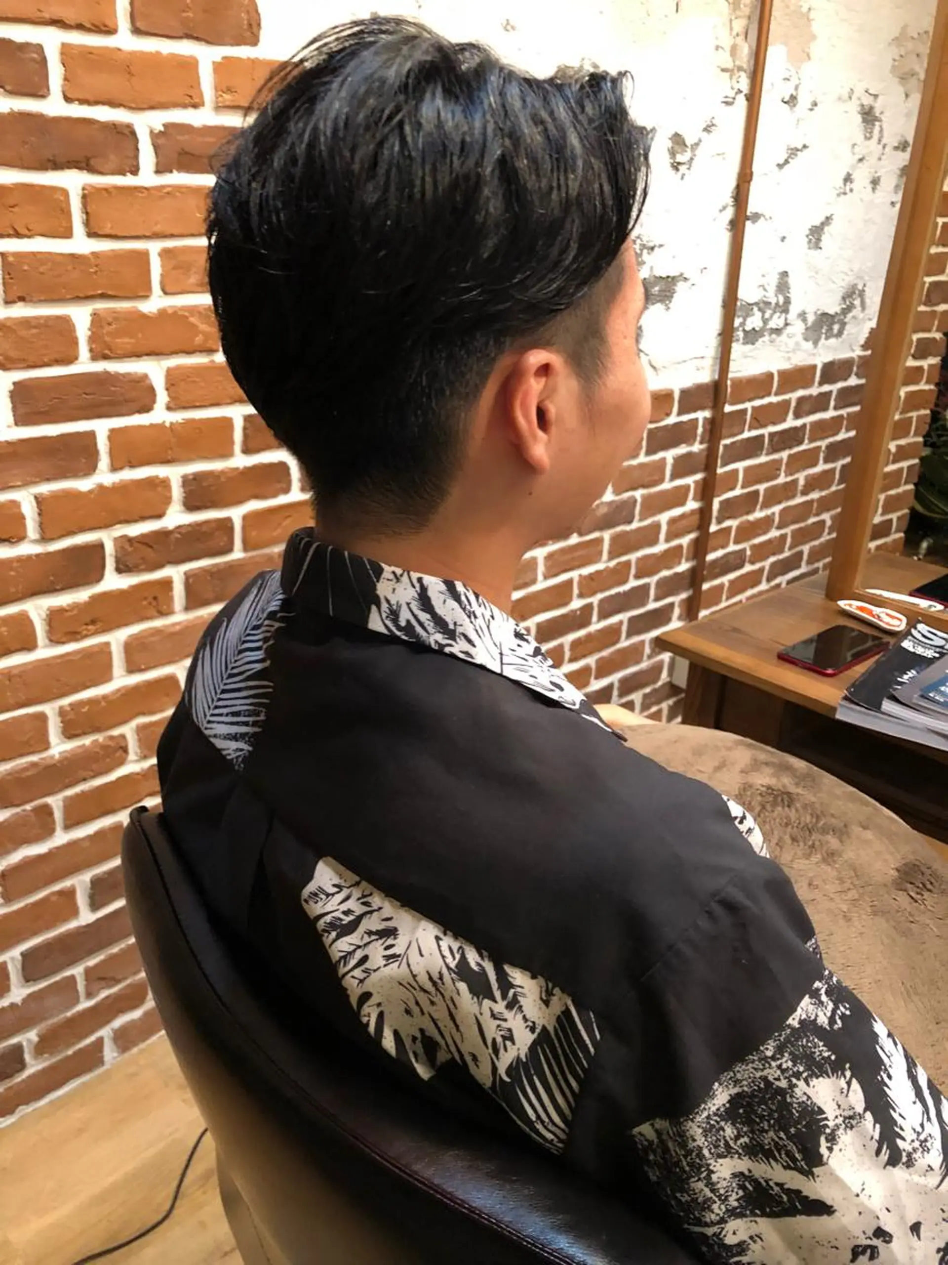 メンズ ✨色持ちの良い艶 カラー✨蟹江真世のヘアスタイル