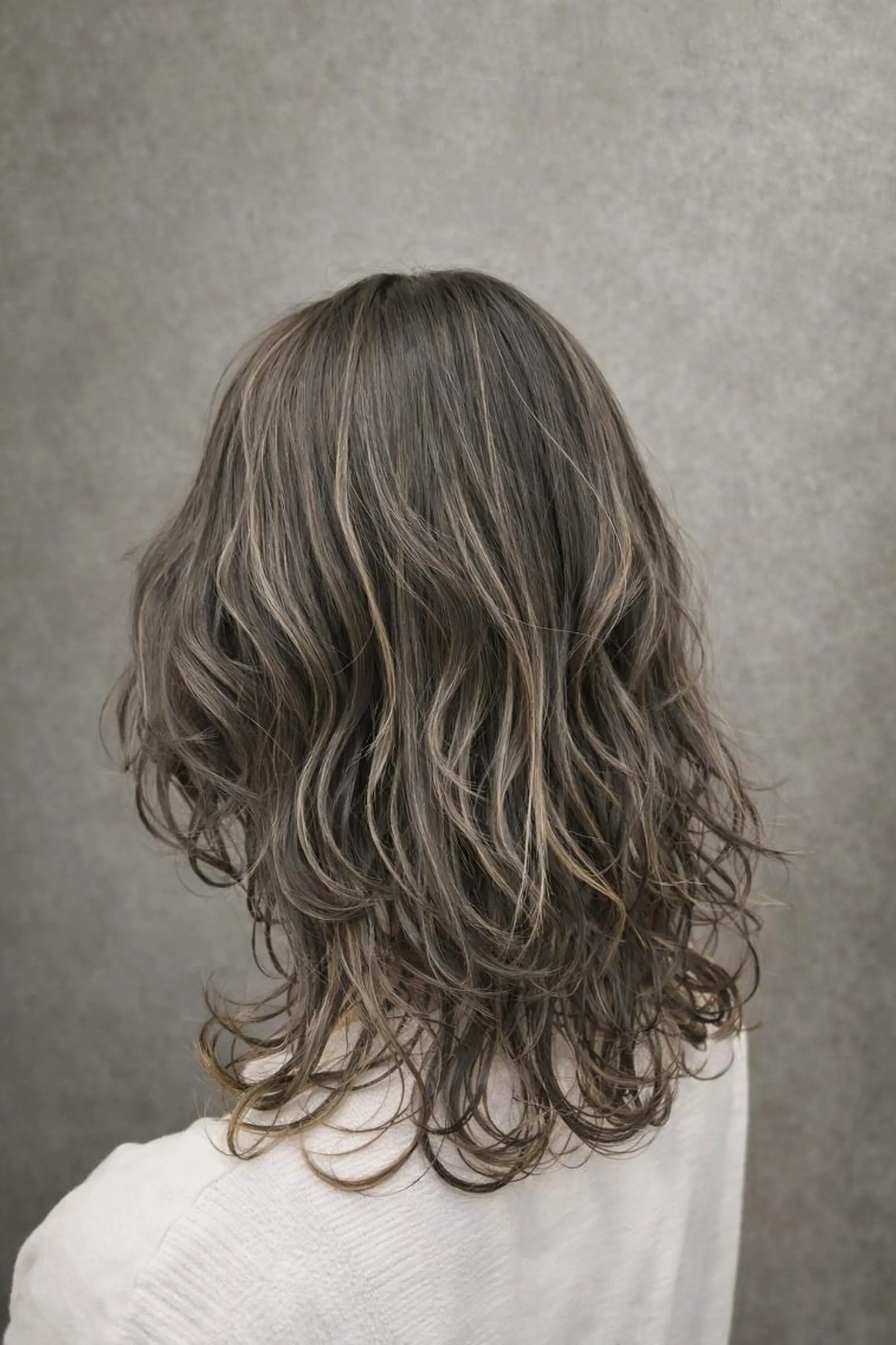 セミロング ハイライト ヘアカラー 福井市/小顔カット /アレンジ◎/水野のヘアスタイル