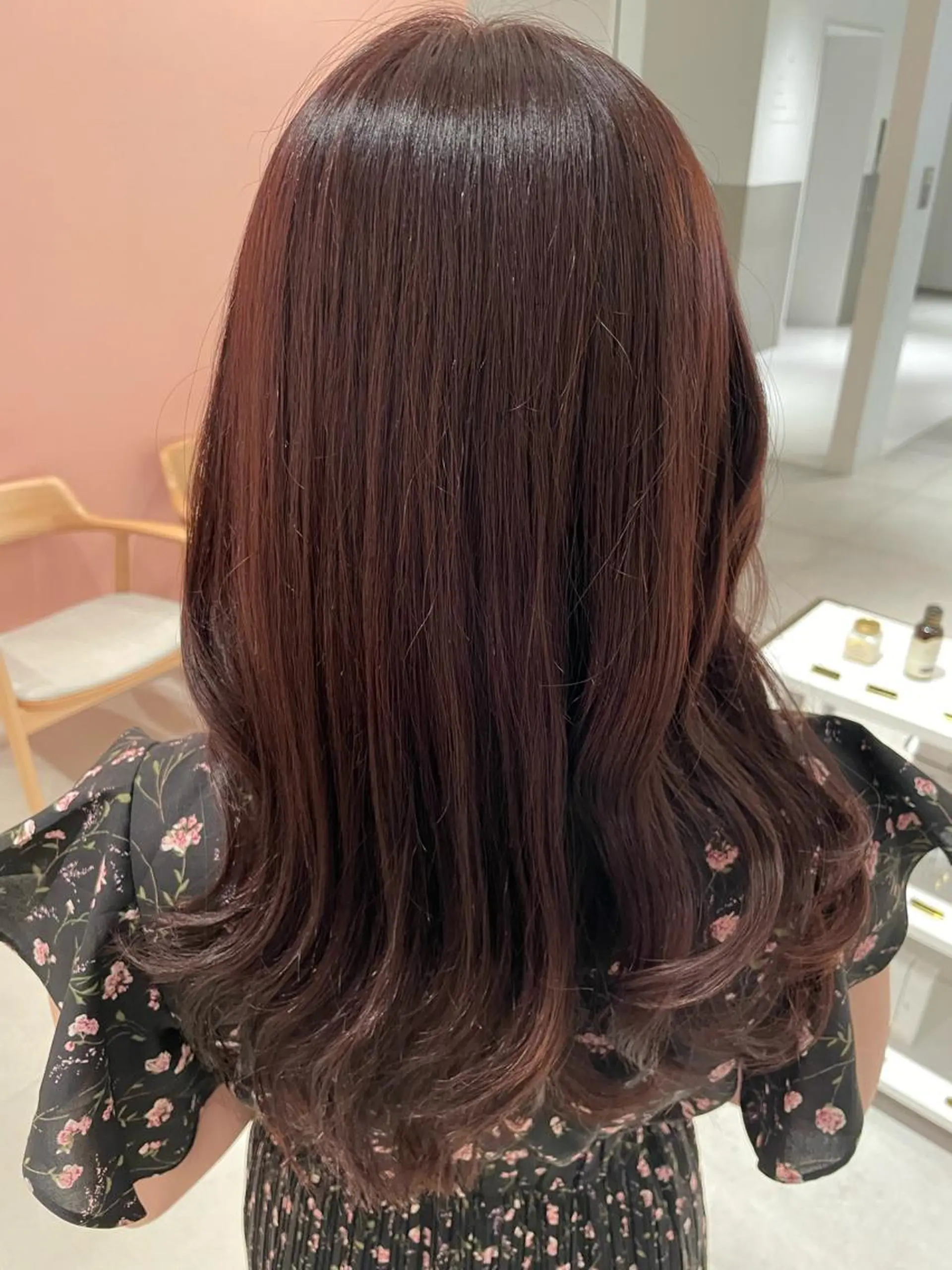 カラー カット ヘアカラー トリートメント レイヤー/顔周り /透明感/TAKUのヘアスタイル