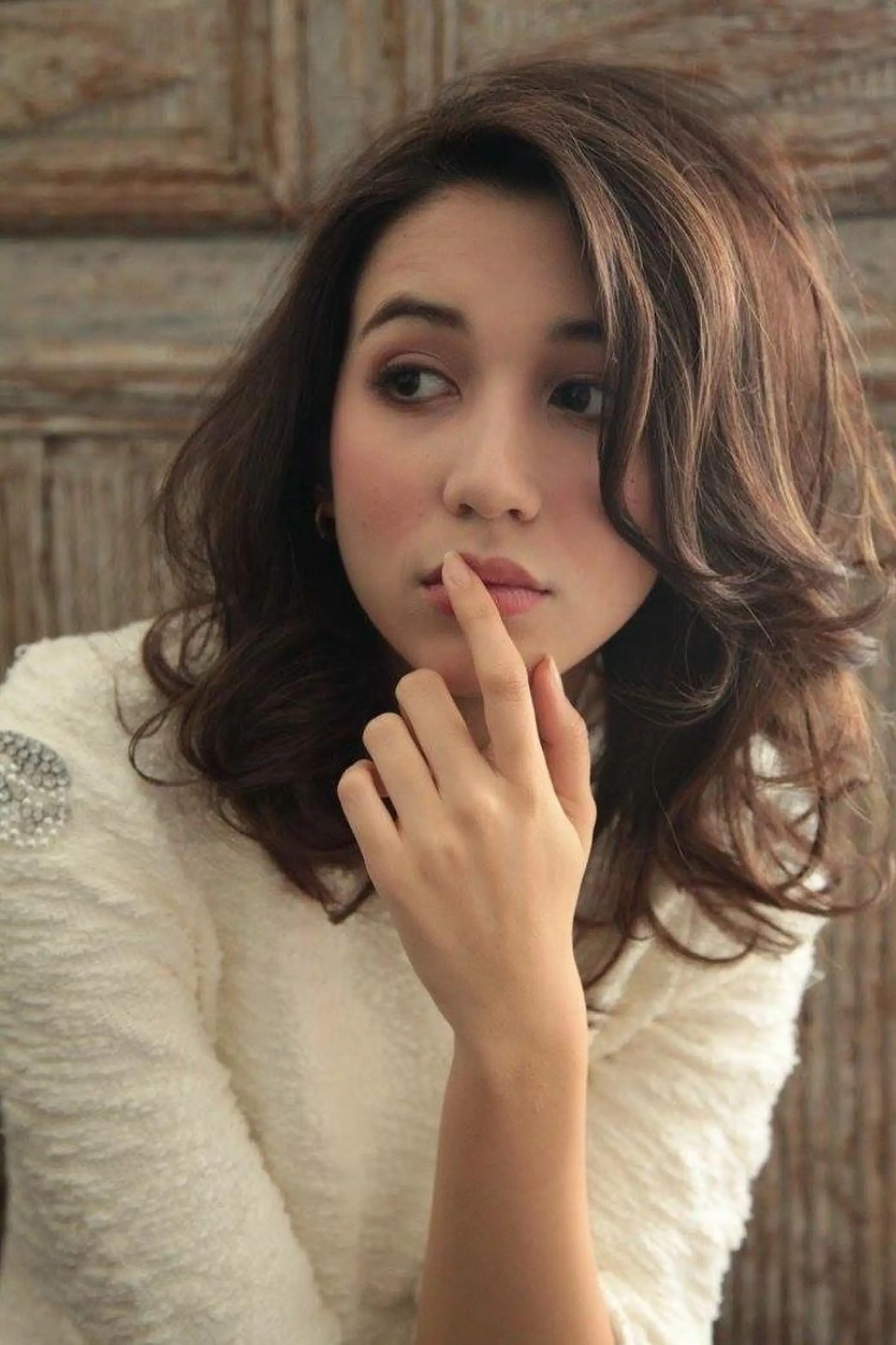 セミロング シールエクステ セミロングパーマ エクステ ハイライト 縮毛矯正 荒木 ユウのヘアスタイル