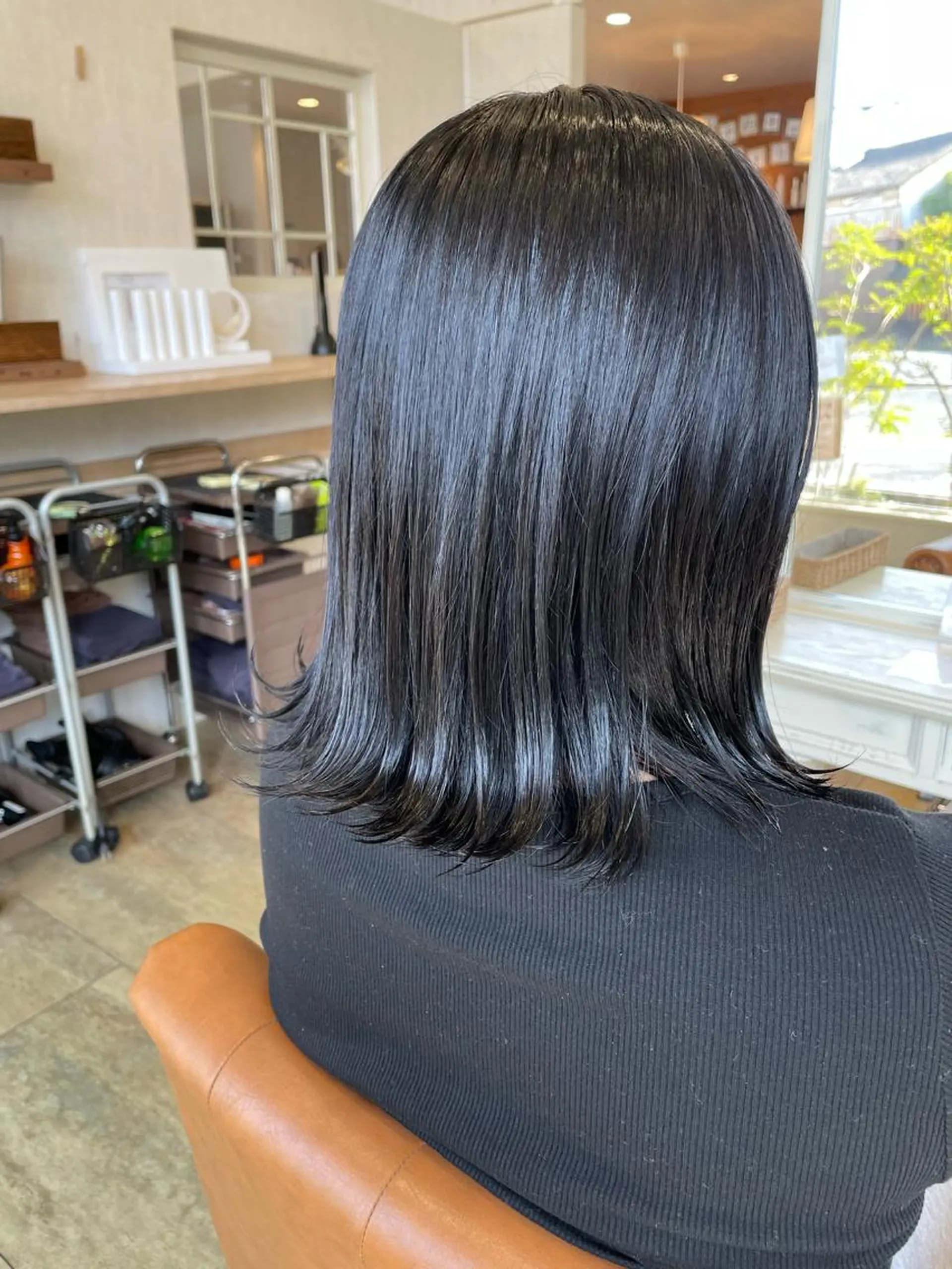 ミディアム 大島 瑞穂　ビズヘアーのマツエク・マツパデザイン