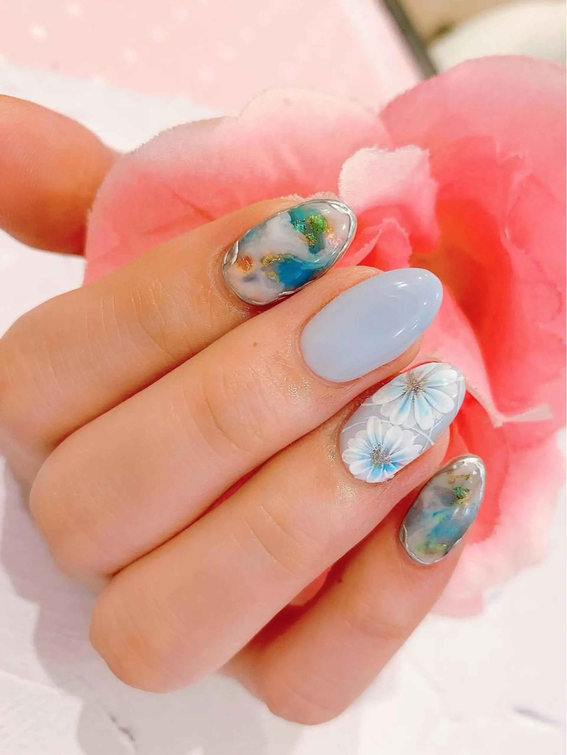 ネイル f'bloom  L’ecrinのネイルデザイン