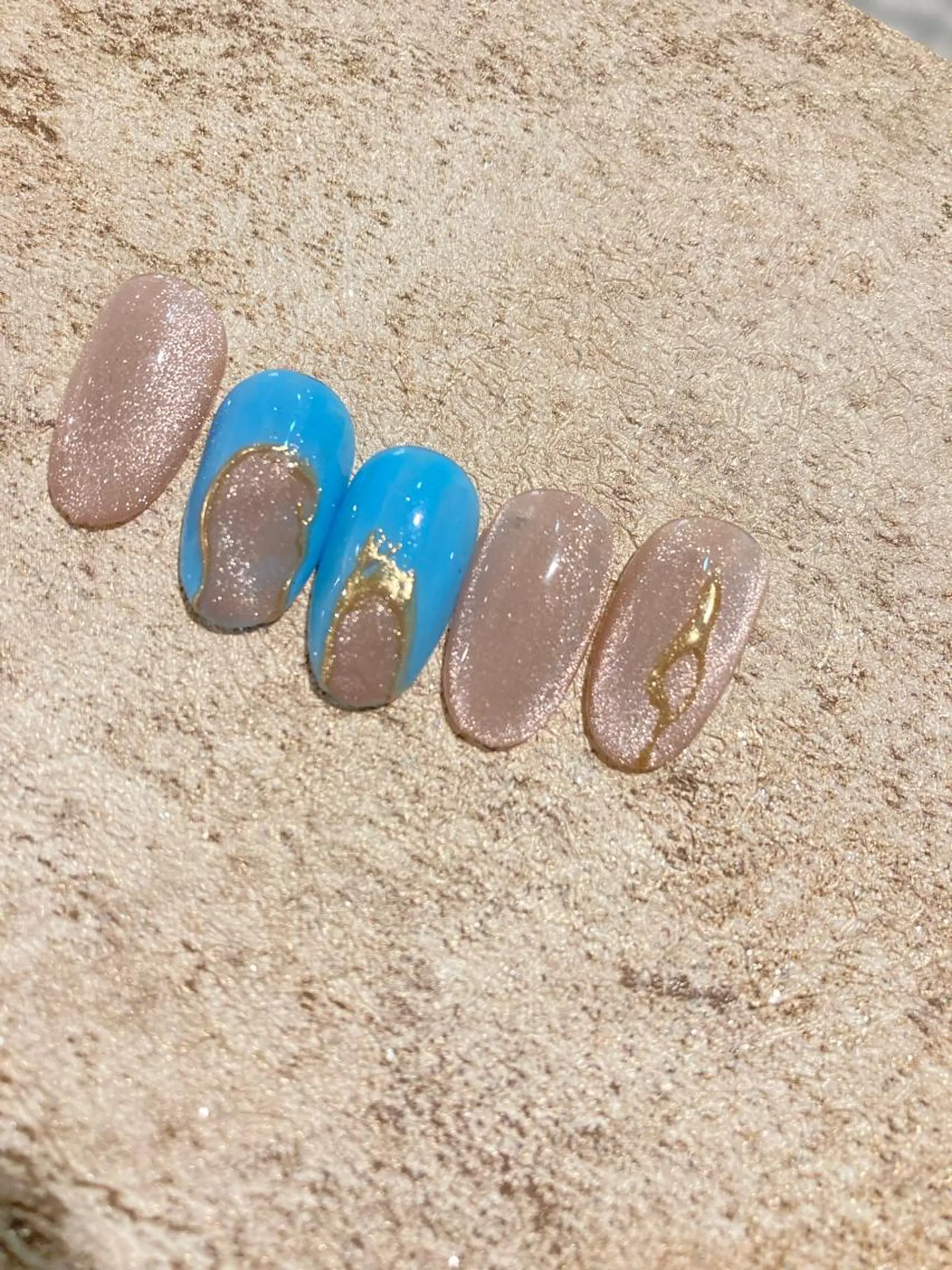 ネイル アートネイル フラッシュネイル フレンチネイル ジェルネイル キラキラネイル 🎀 D.d _nailのネイルデザイン