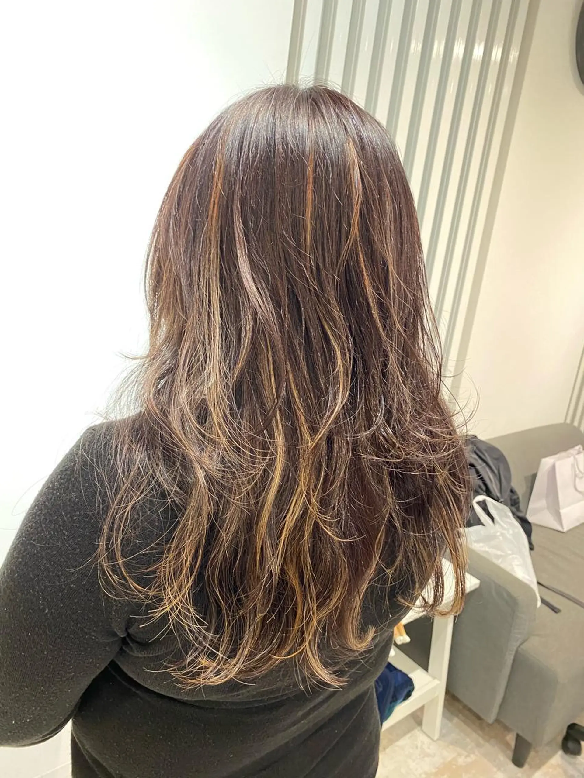 ロング 酸性ストレート/ブリ ーチなしWカラー河本のヘアスタイル
