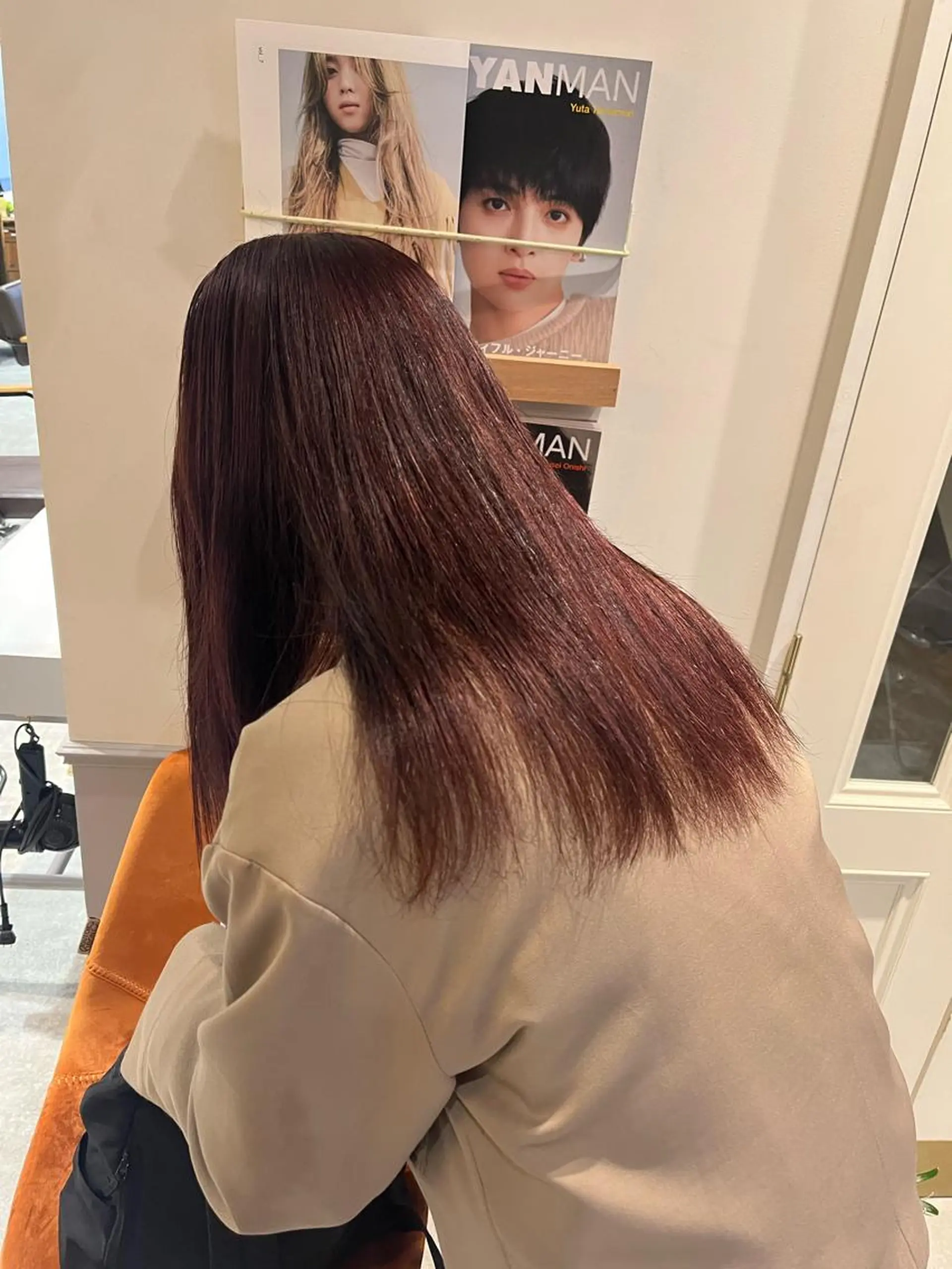 セミロング SIKI yuuna レイヤーカット🪽のヘアスタイル