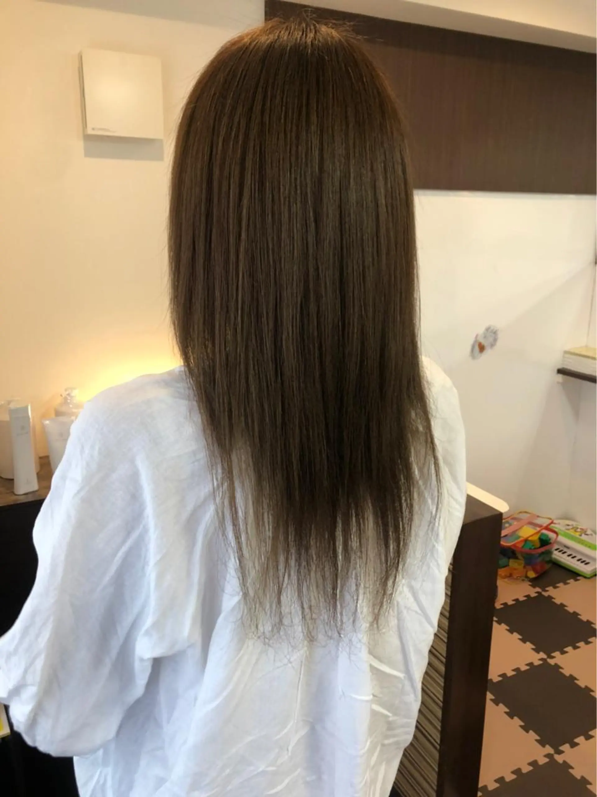 ロング カラー 堀内 七海のヘアスタイル