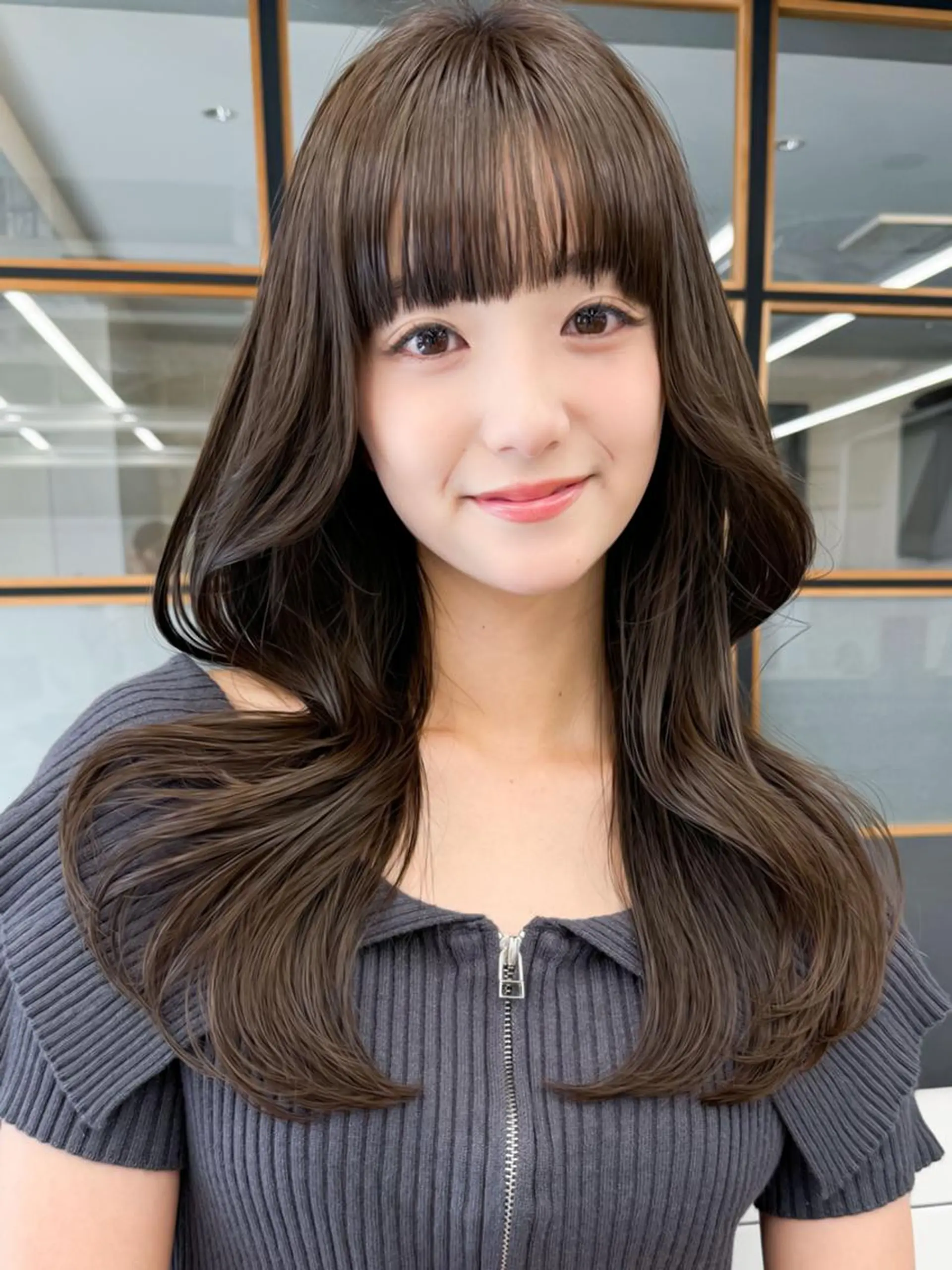 ロング ハイトーン特化/ 韓国風/梨緒💜のヘアスタイル