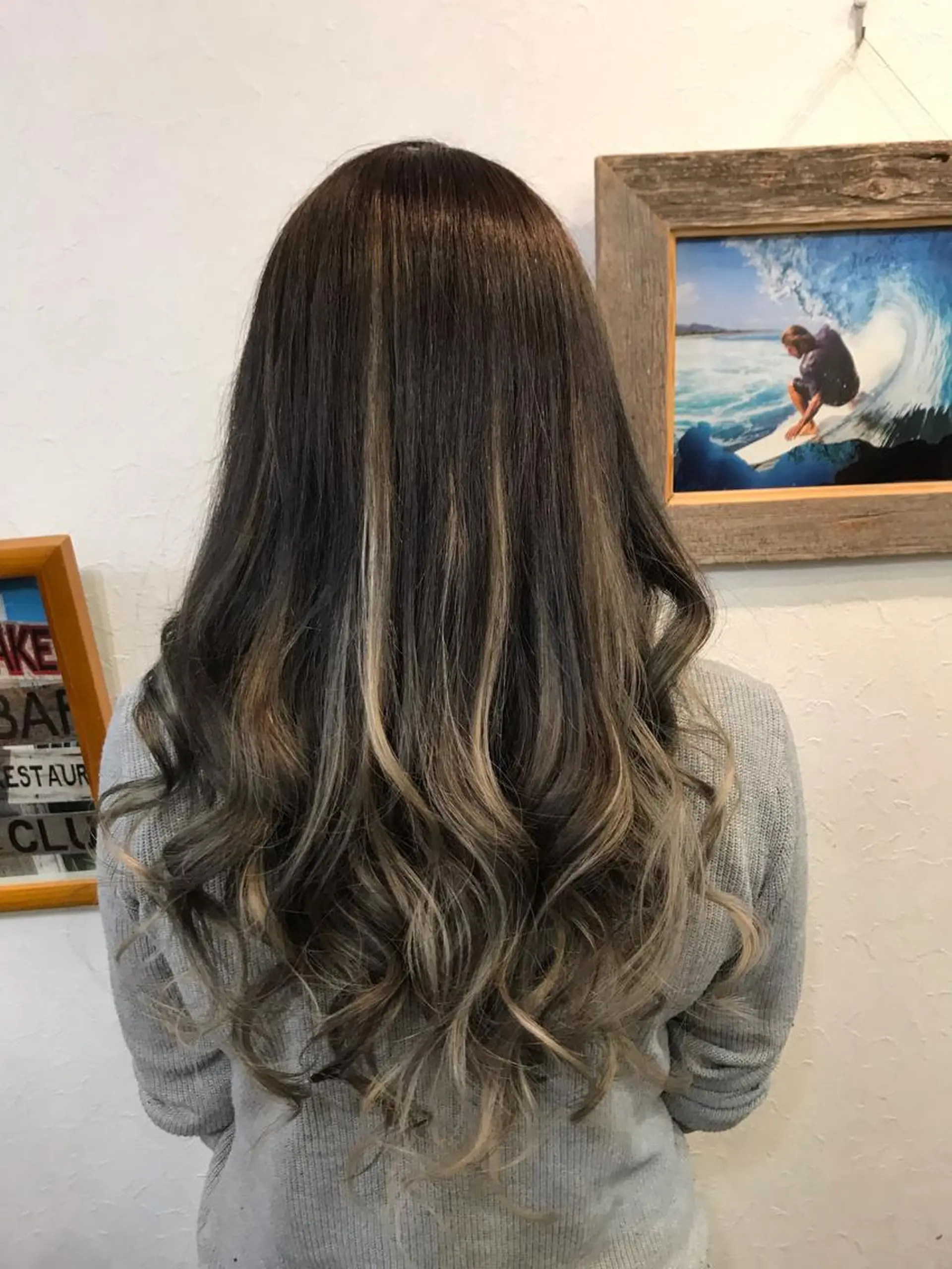 ロング カラー シールエクステ バレイヤージュ ハイライトカラー ハイトーンカラー エクステ 店長担当🌟 矢吹ガブリエル🌟のヘアスタイル