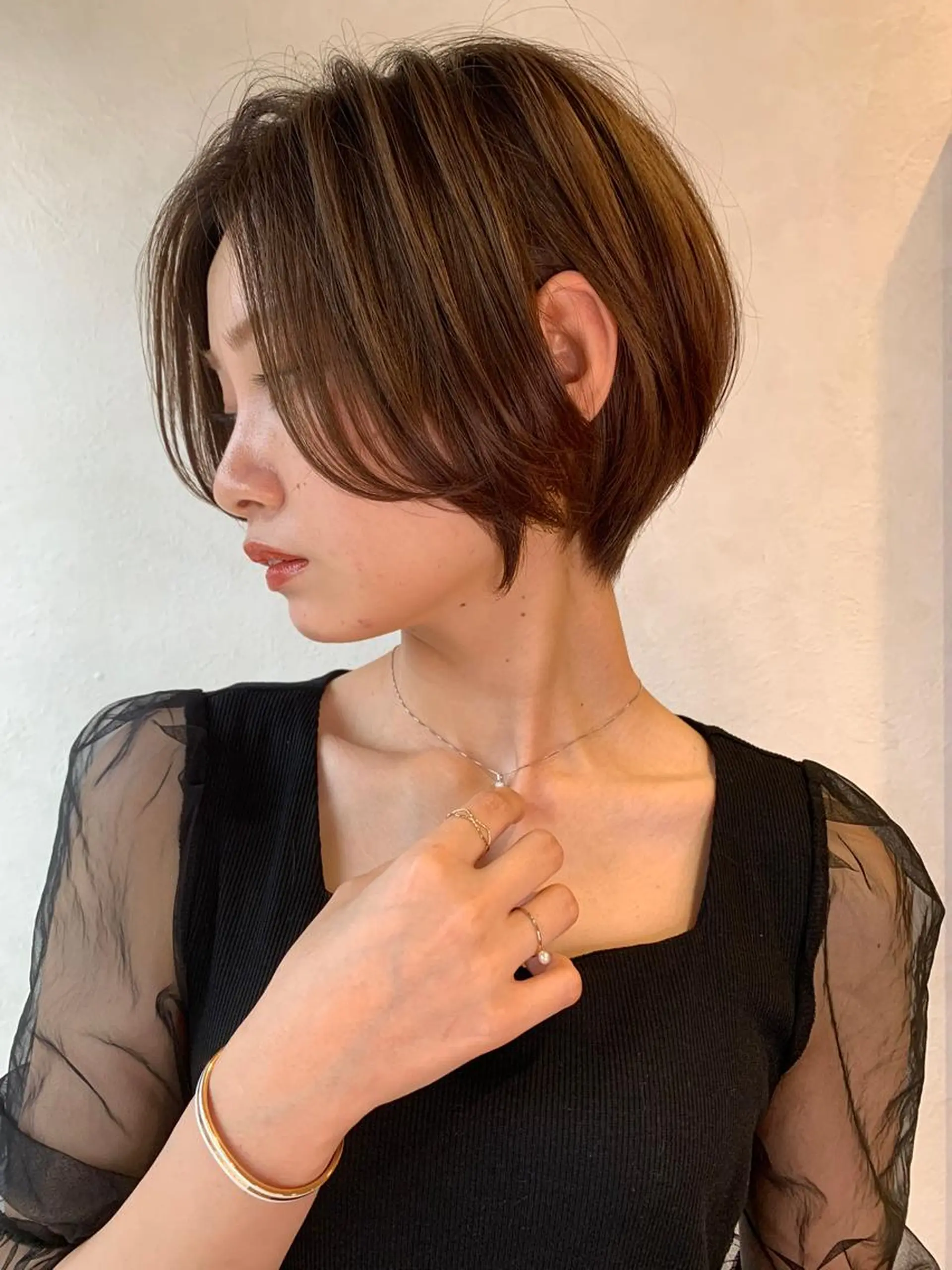 ショート ボブ ショートヘア 小顔カット かえ🩶韓国ボブ🎀 透明感カラー🥣のヘアスタイル