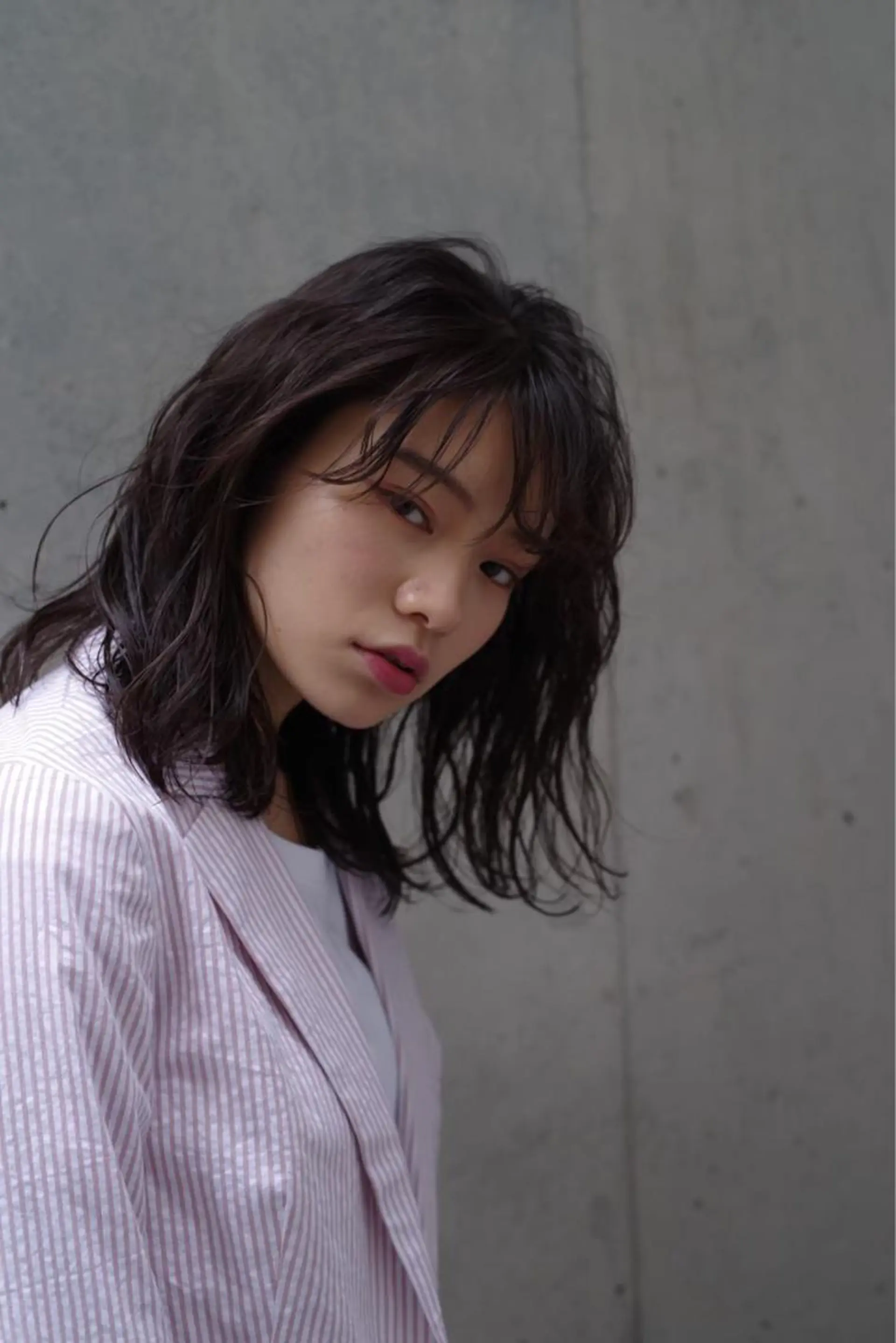 セミロング カラー パーマ ヘアアレンジ メンズ キッズ ネイル マツエク・マツパ メンズウルフカット アディクシーカラー 透明感カラー ボブ ウルフカット 藤井 仁紀のヘアスタイル