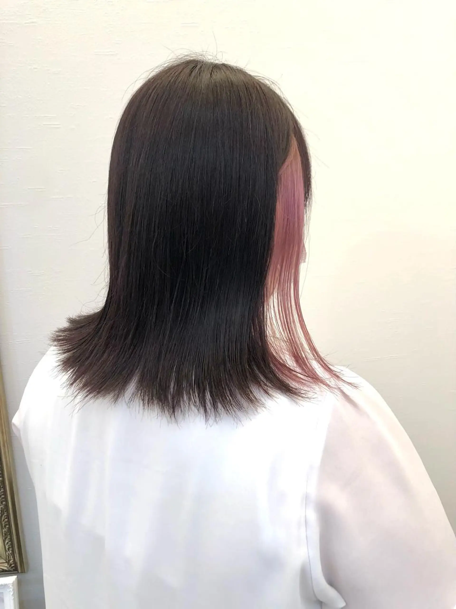 カラー ツノガイ エリのヘアスタイル
