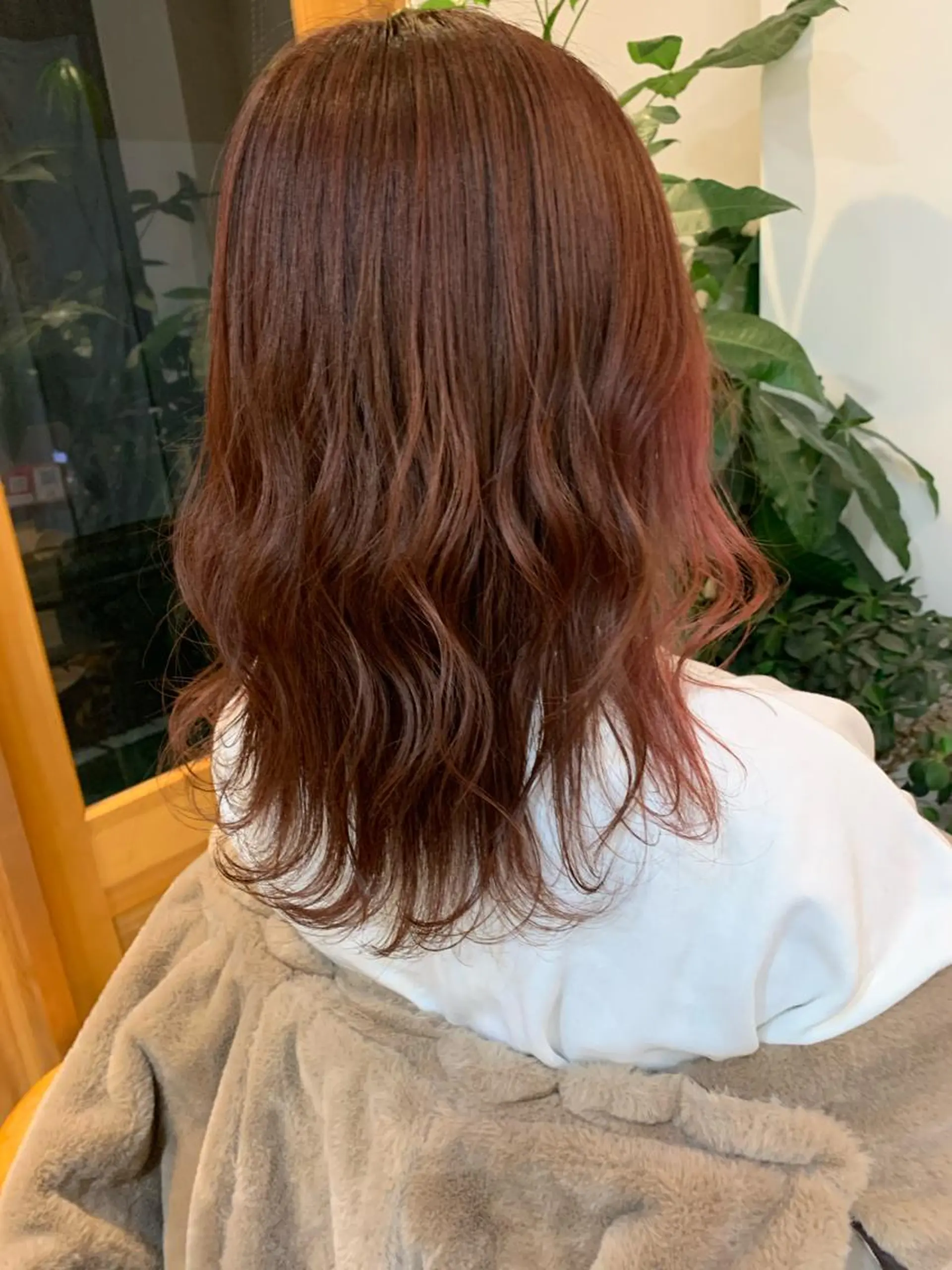 ミディアム カラー ベージュカラー ブリーチ ブリーチなしカラー ピンクカラー ピンクベージュ ヘアカラー 中目黒🌼 🌼ハナのヘアスタイル