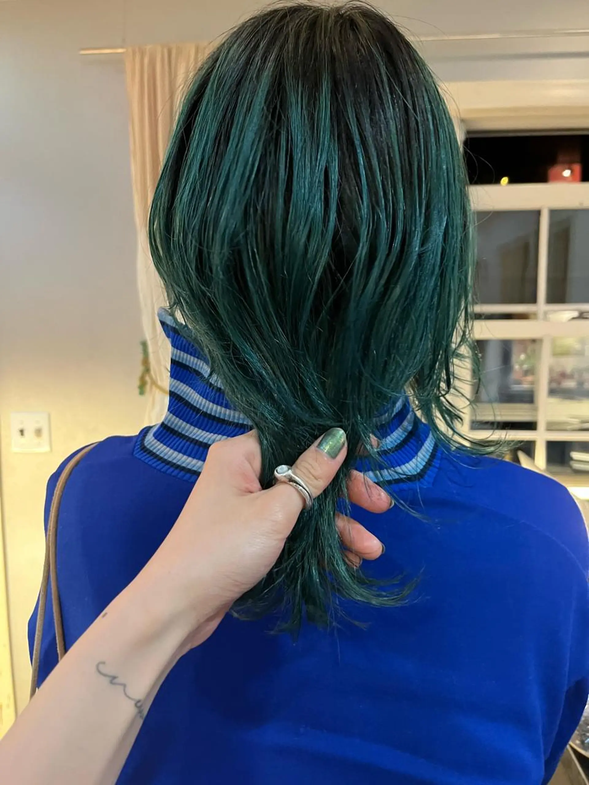 ミディアム カラー eri kinjoのヘアスタイル