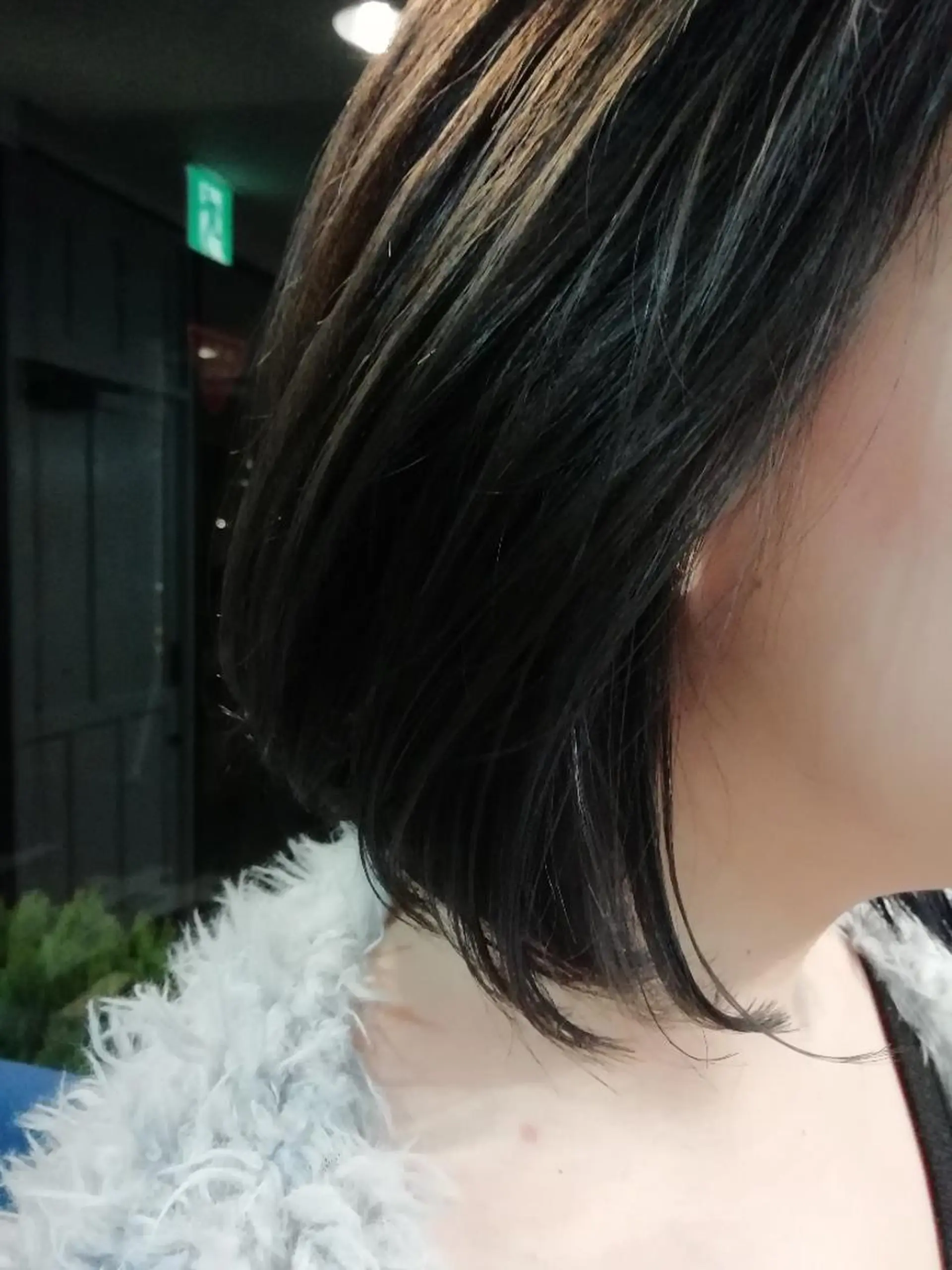 カラー アッシュ ブルーカラー 堀 望美のヘアスタイル
